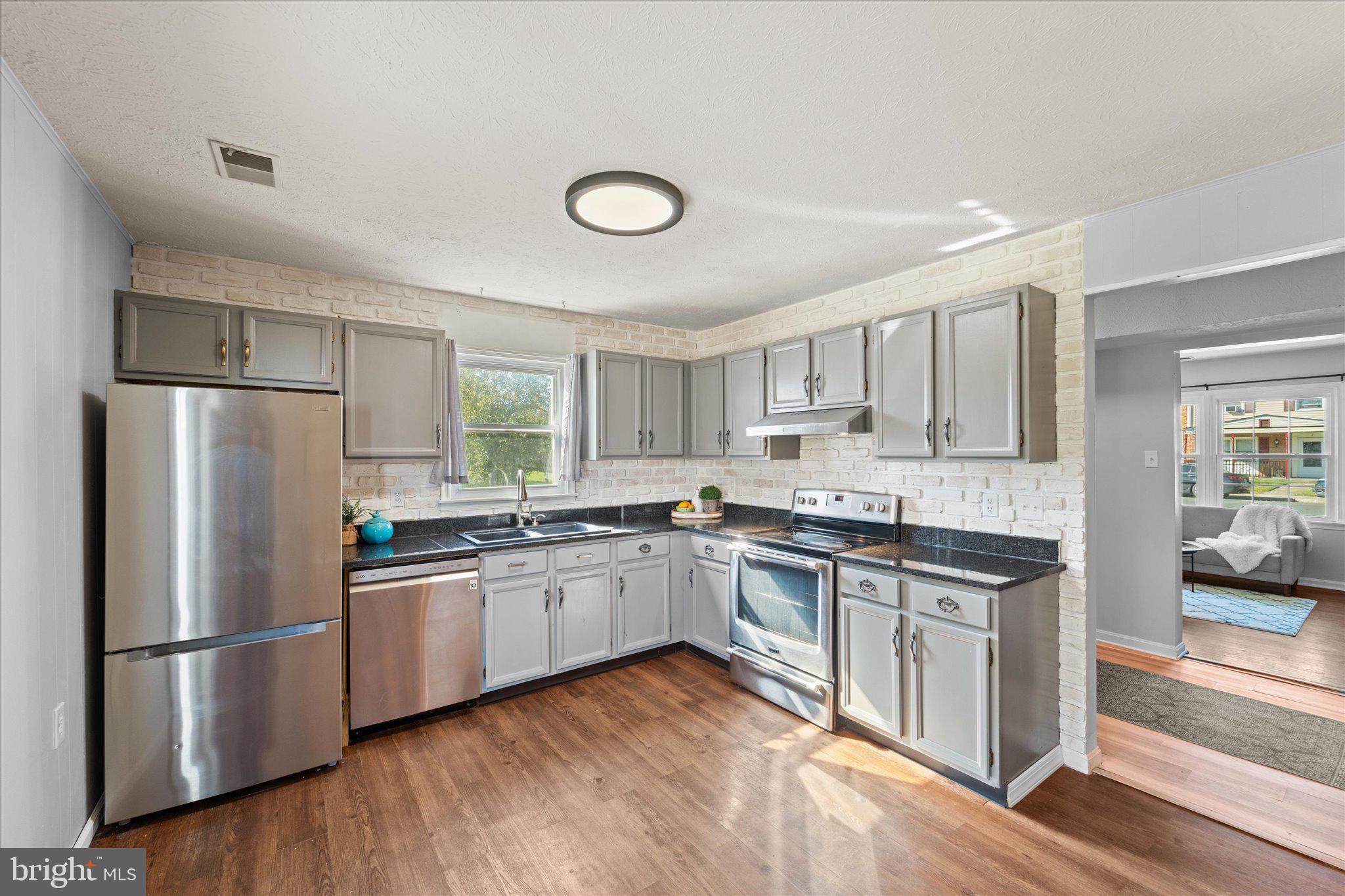 44 Park Pl