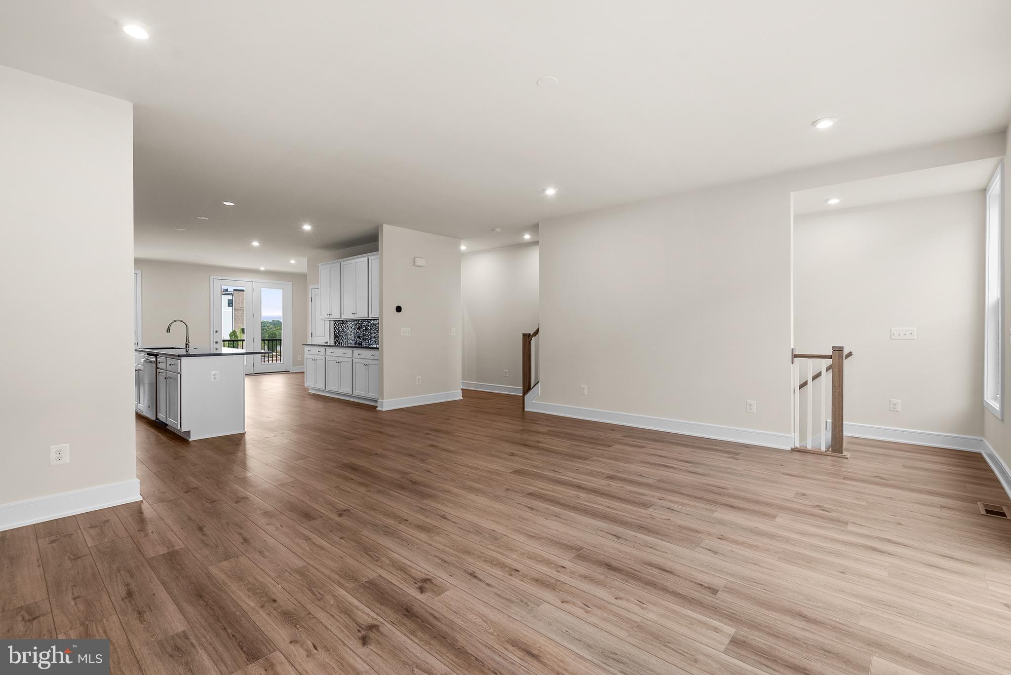 21775 Dollis Hill Ter