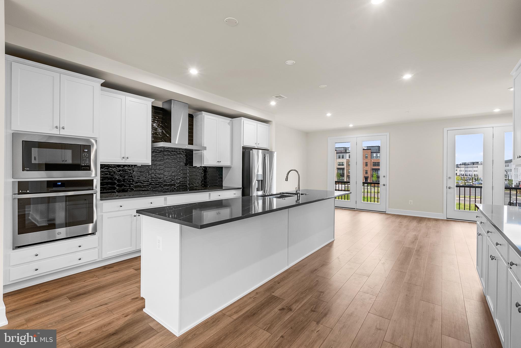 21775 Dollis Hill Ter