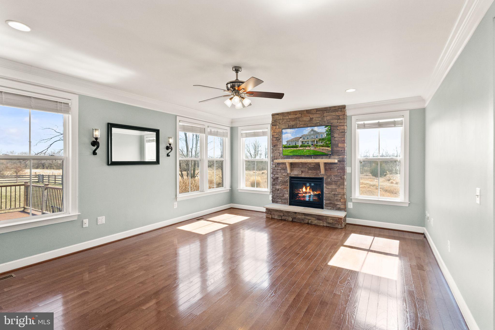 16032 Garriland Dr