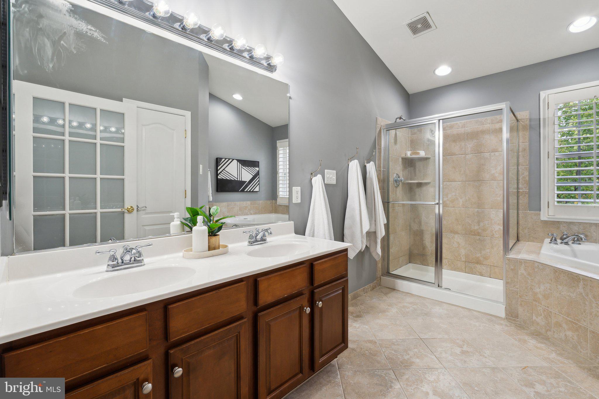 42136 Byrnes View Ter