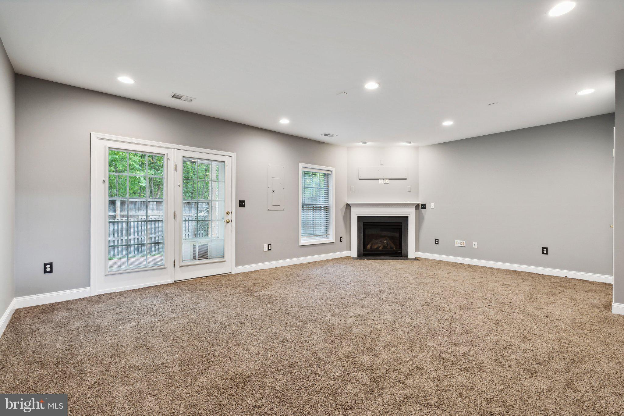 42136 Byrnes View Ter