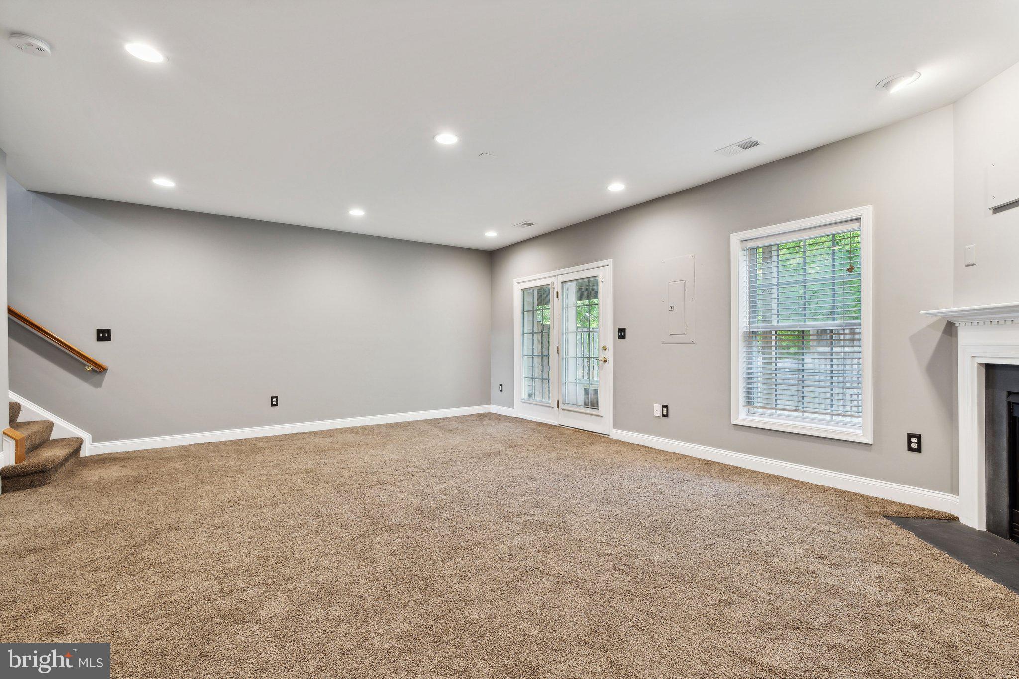 42136 Byrnes View Ter