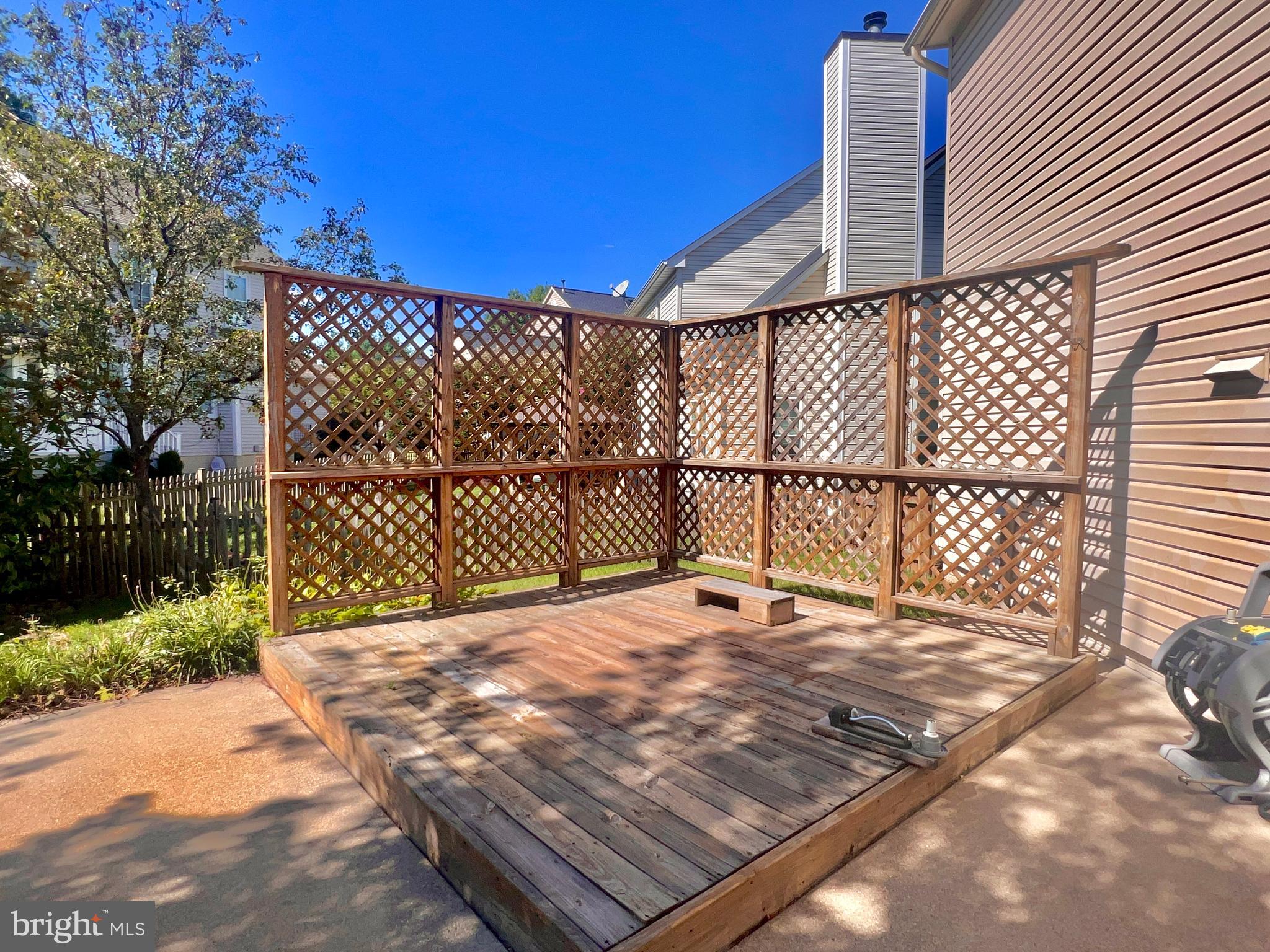 21295 FULTONHAM CIR