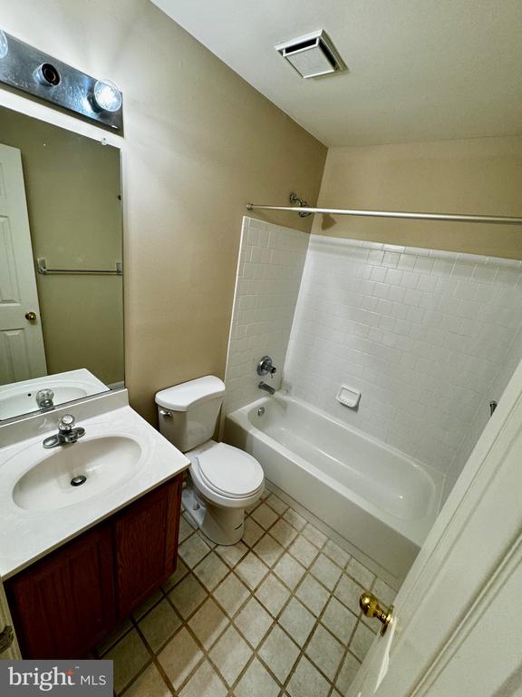 20878 BUTTERWOOD FALLS TER