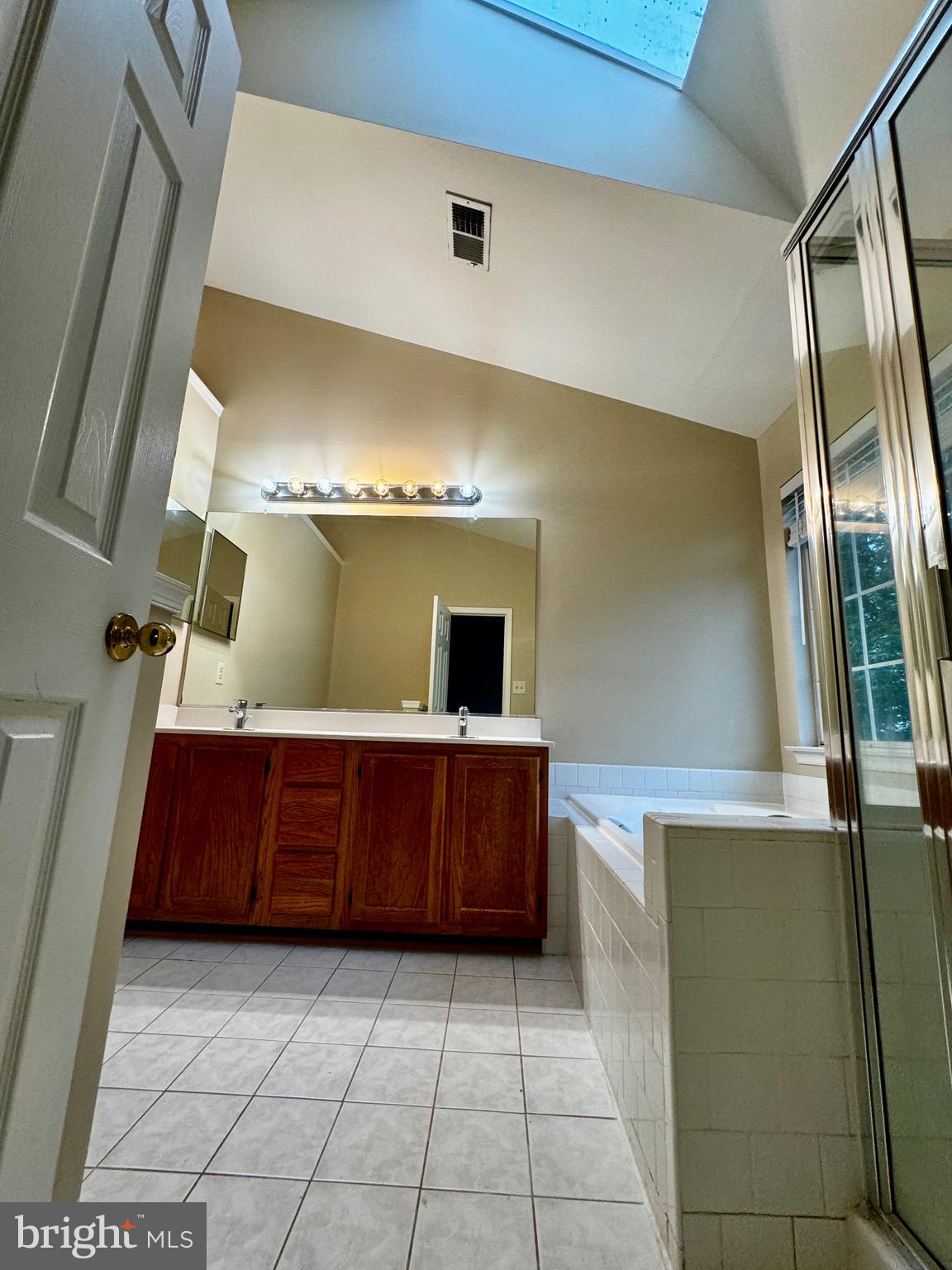 20878 BUTTERWOOD FALLS TER