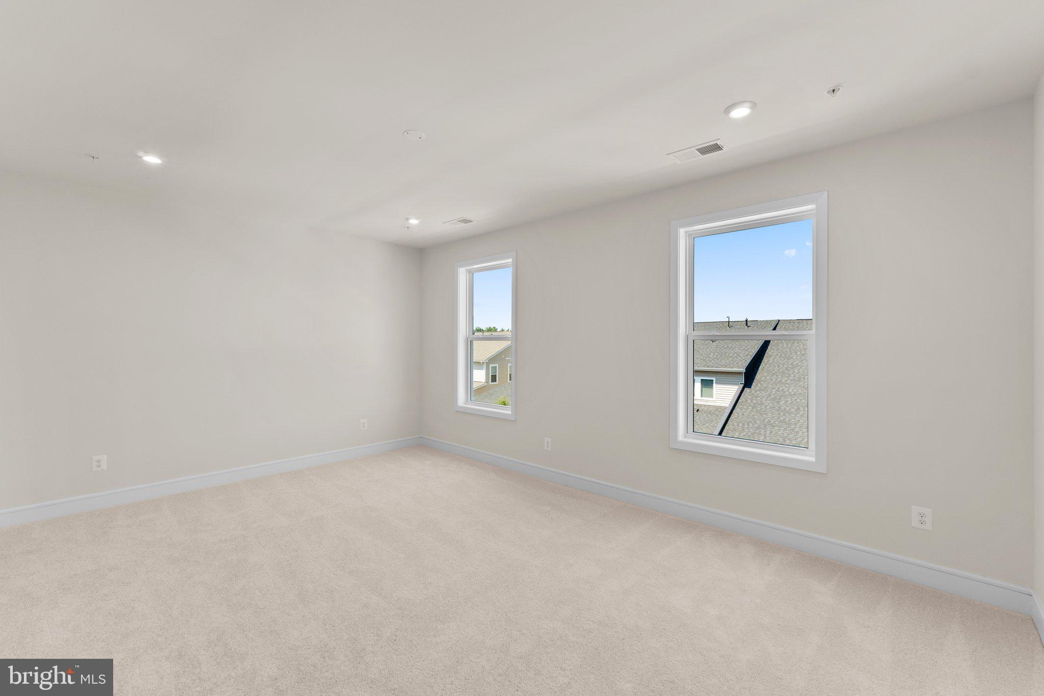 23679 Bolton Crescent #12-302