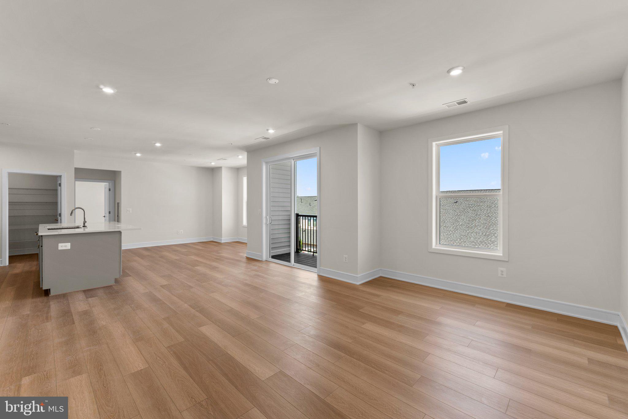 23679 Bolton Crescent #12-302