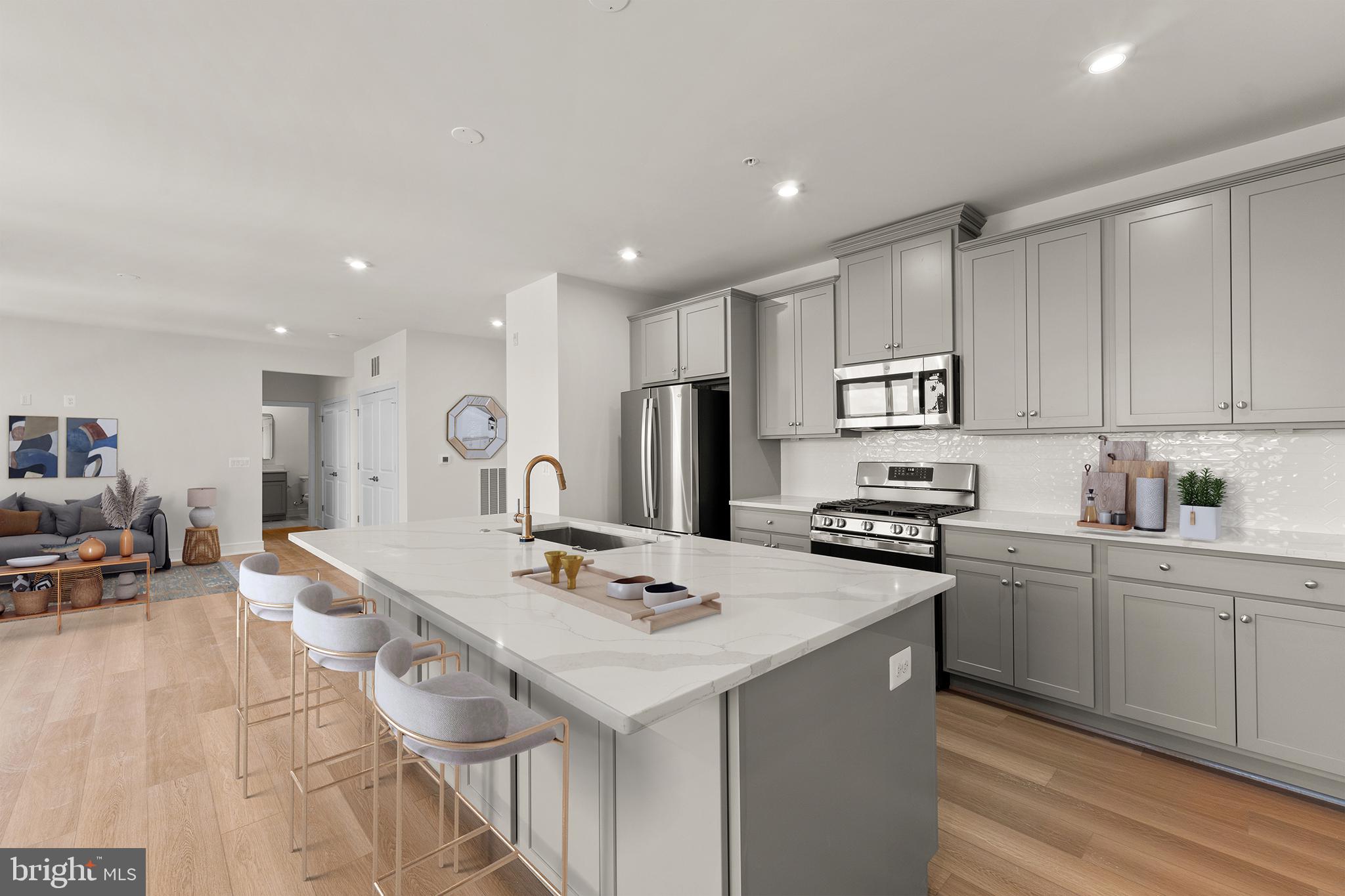 23679 Bolton Crescent #12-302