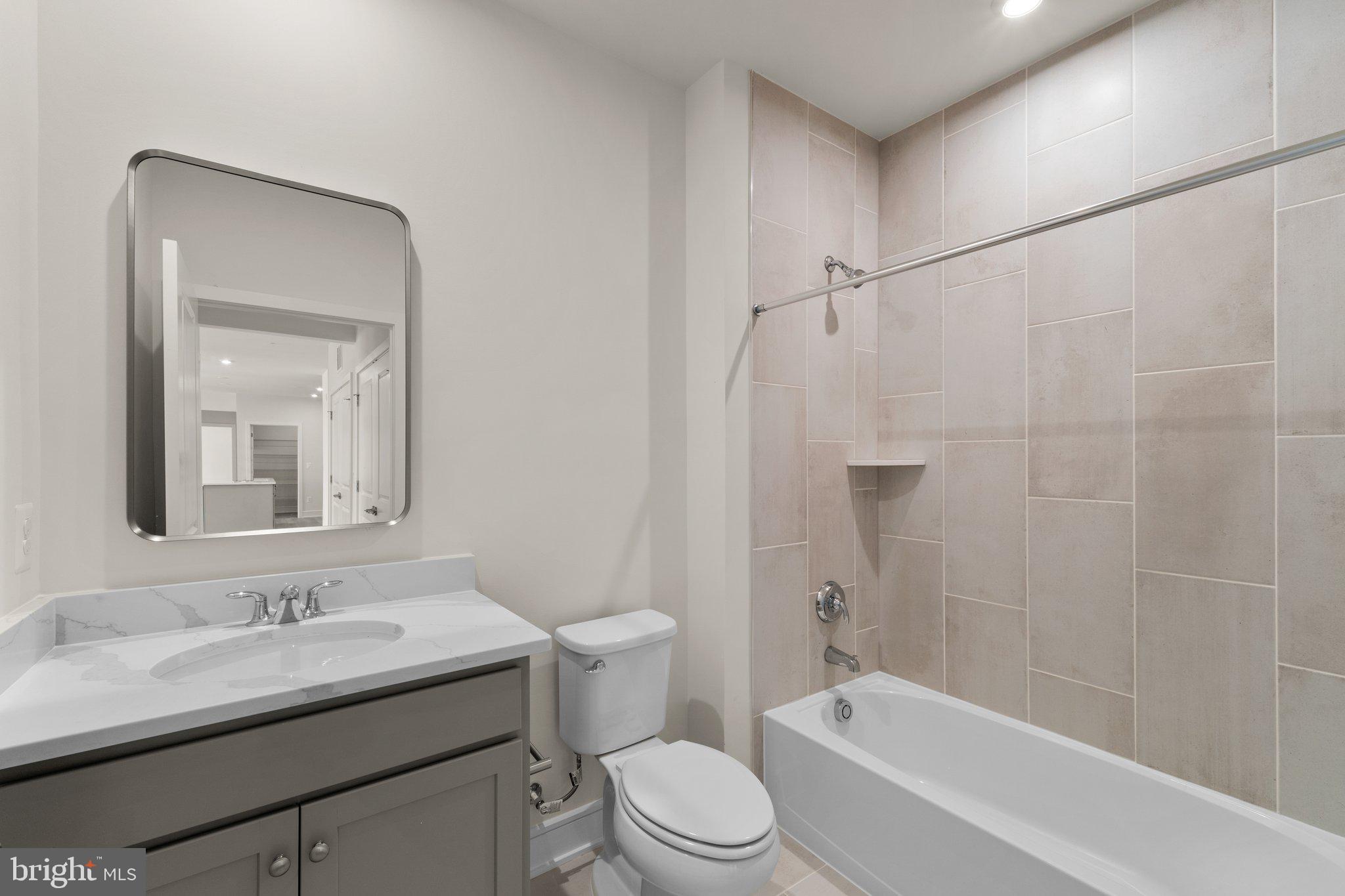 23679 Bolton Crescent #12-302