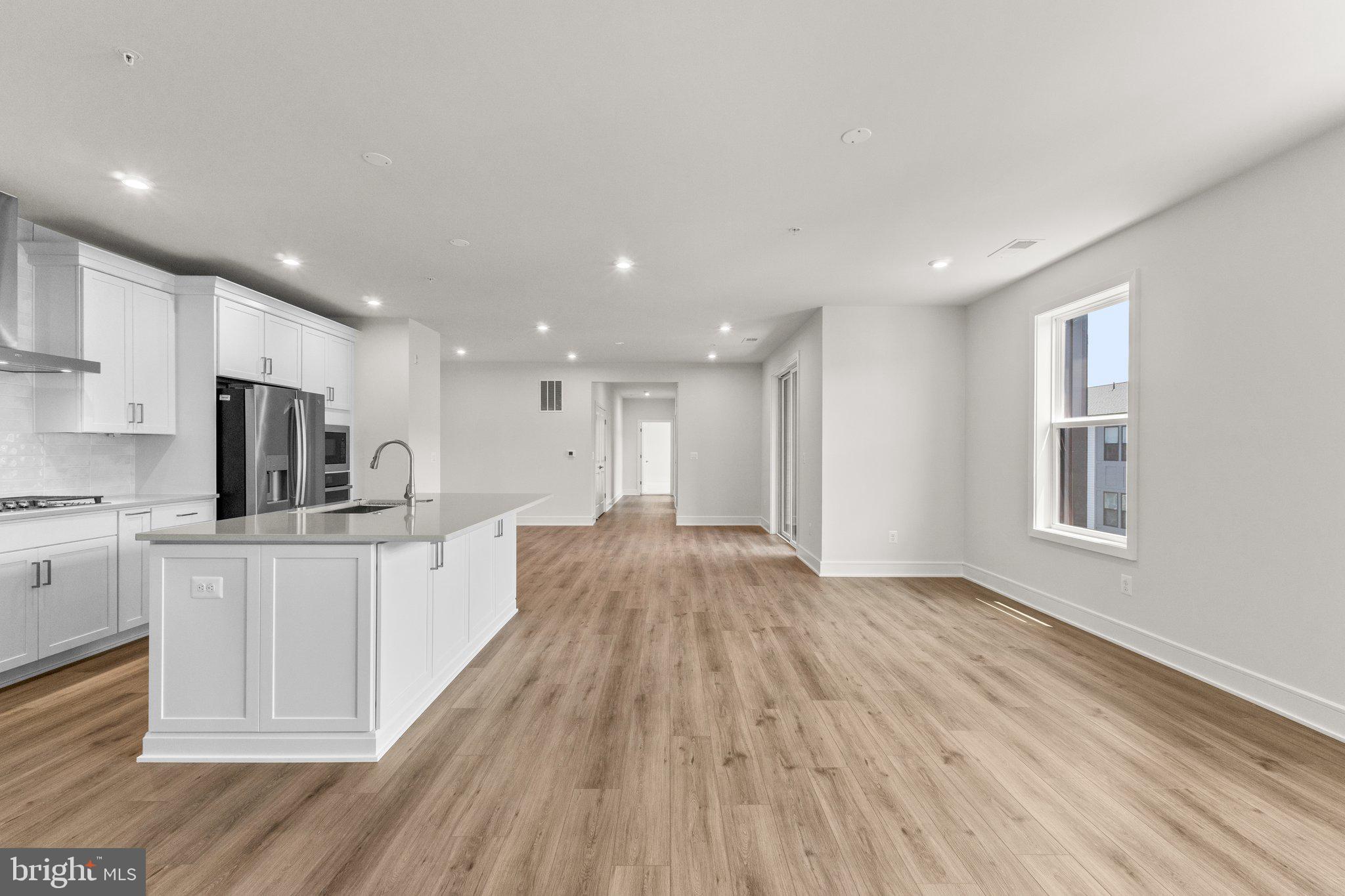 23679 Bolton Crescent #12-403