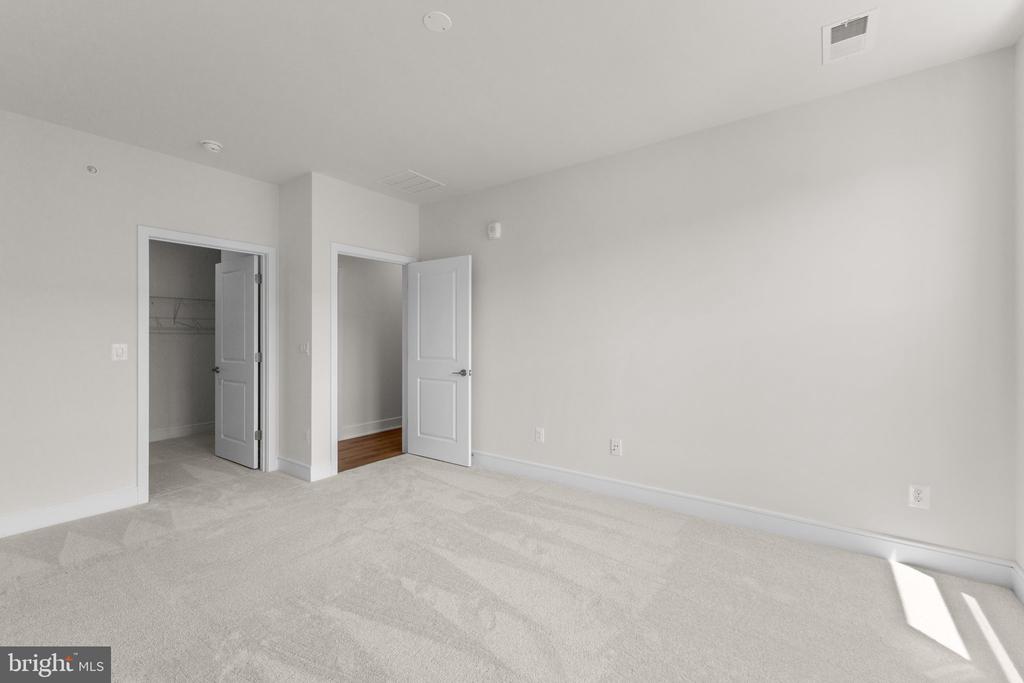23679 Bolton Crescent #12-403
