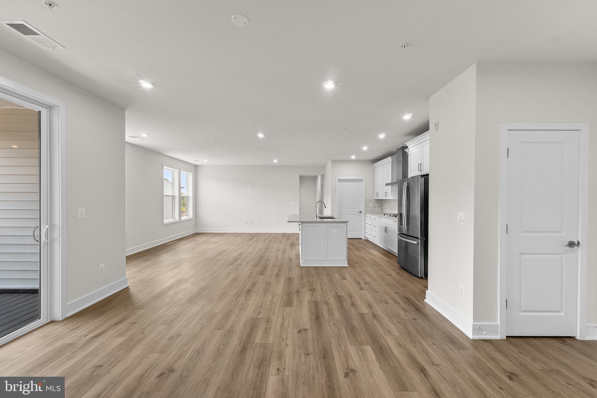 23679 Bolton Crescent #12-403