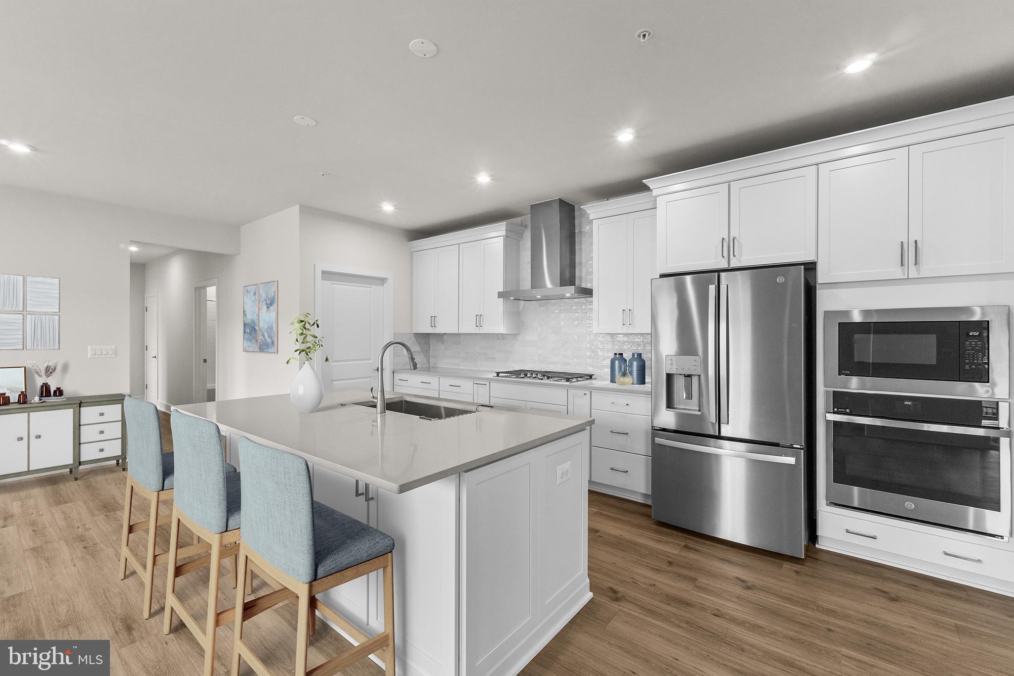 23679 Bolton Crescent #12-403