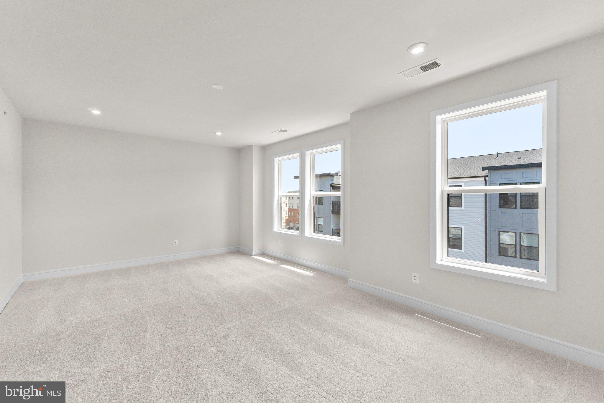 23679 Bolton Crescent #12-403