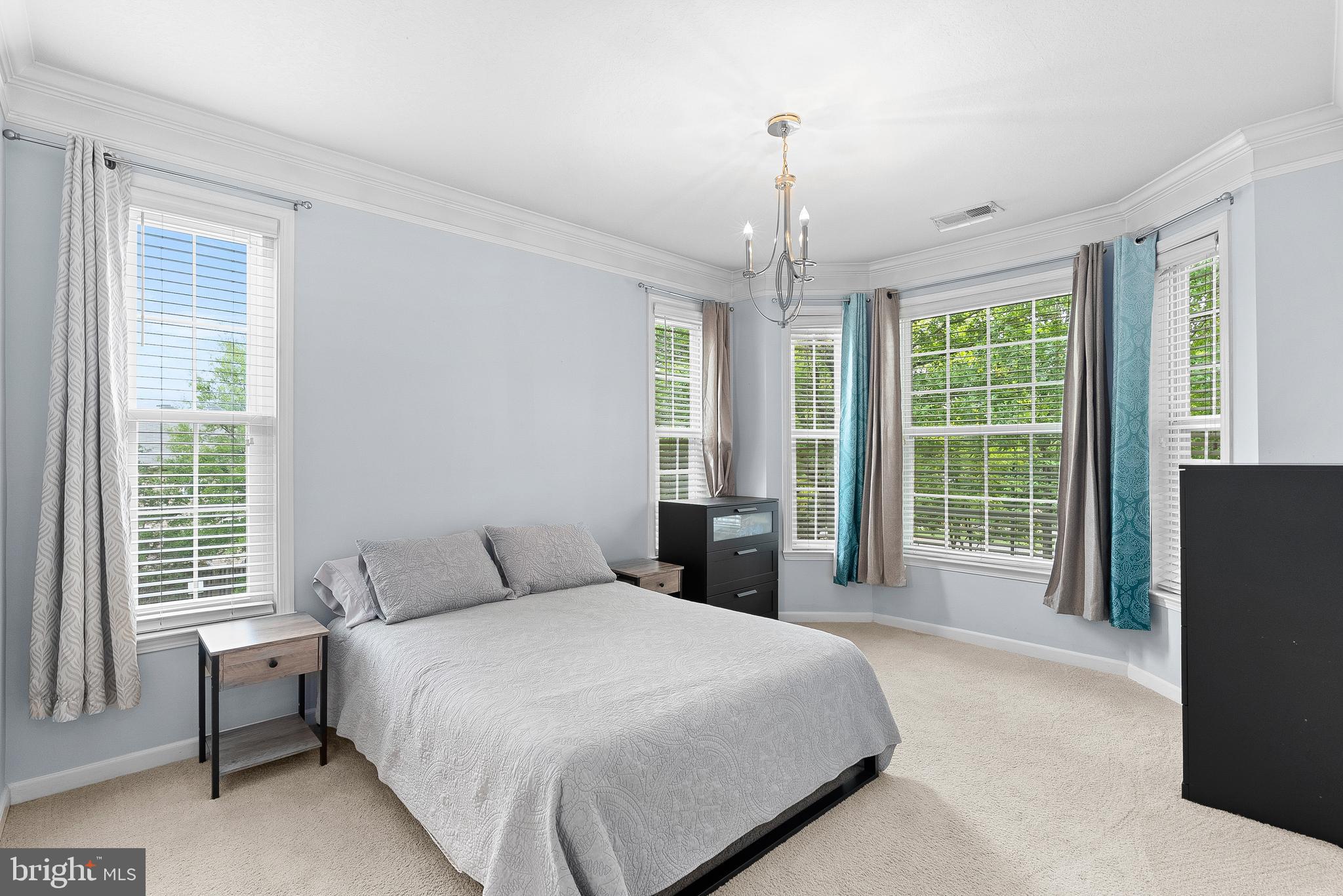 502 Sunset View Ter SE #206