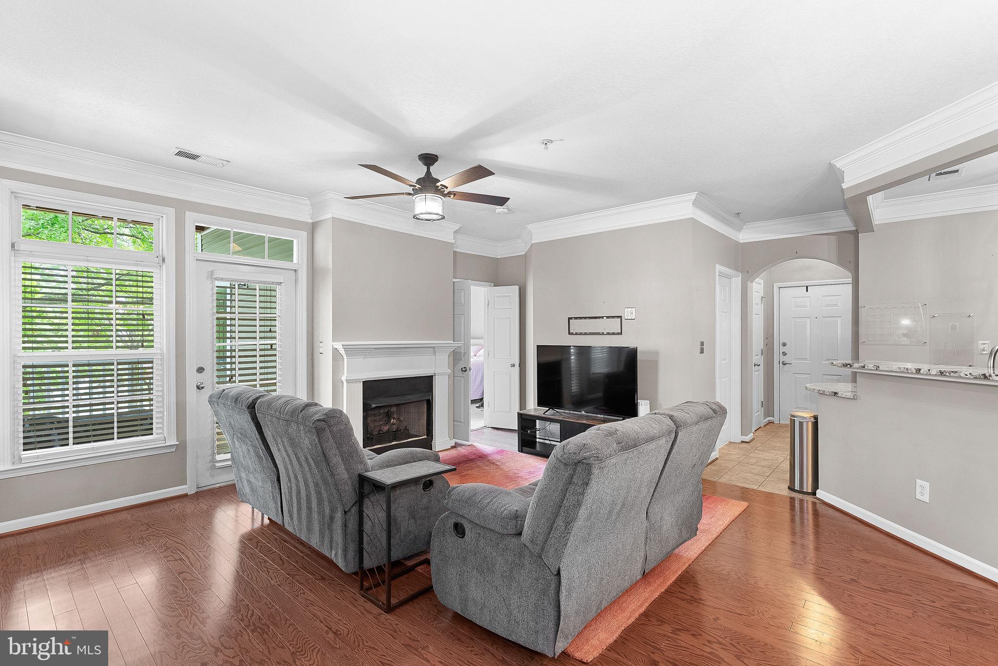 502 Sunset View Ter SE #206