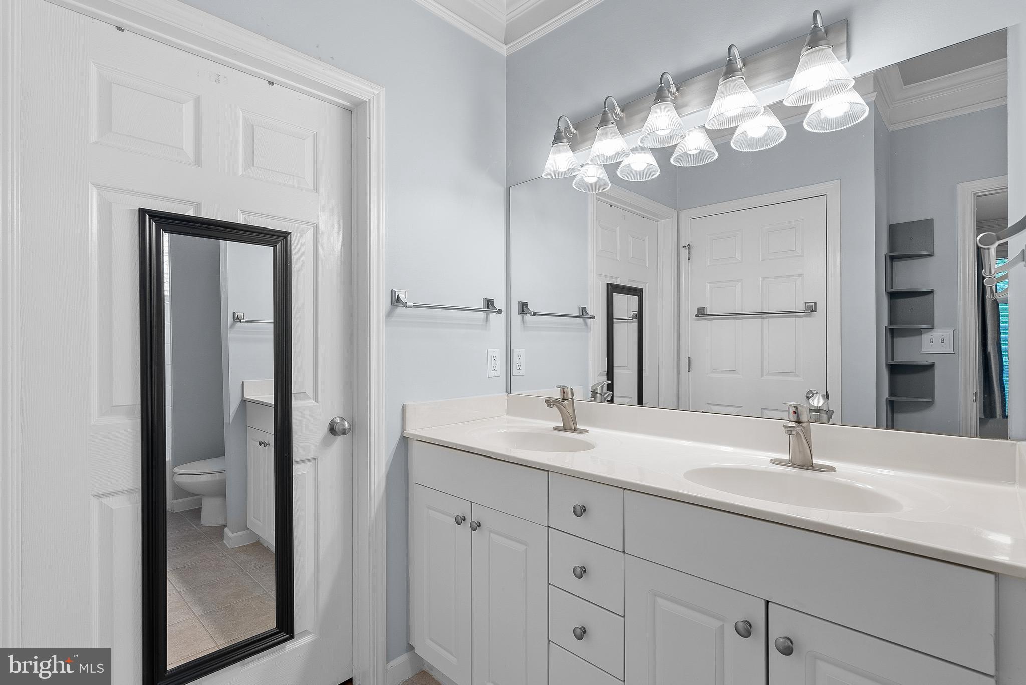 502 Sunset View Ter SE #206