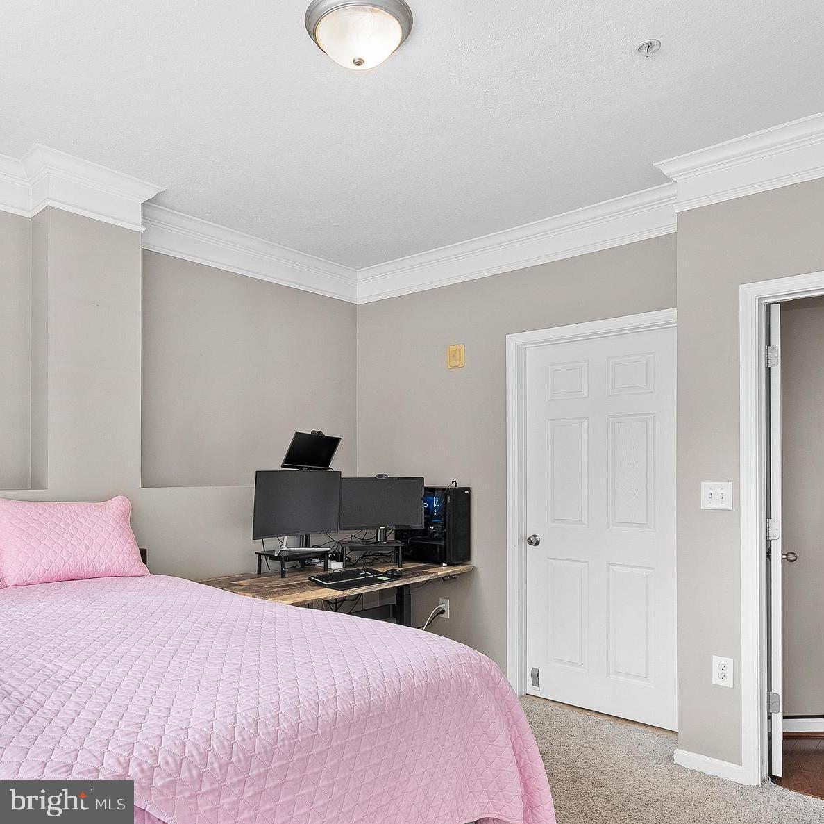 502 Sunset View Ter SE #206
