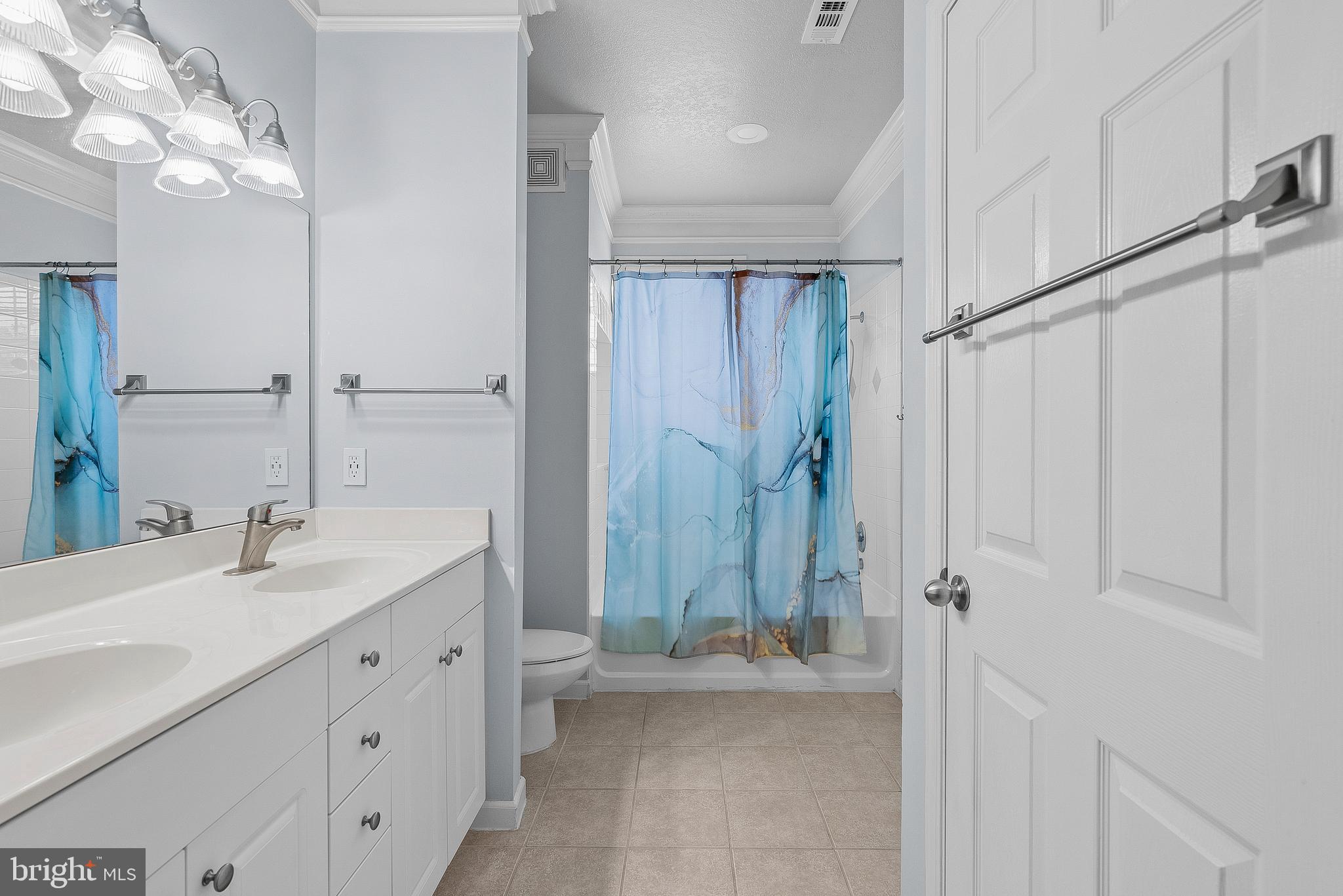 502 Sunset View Ter SE #206