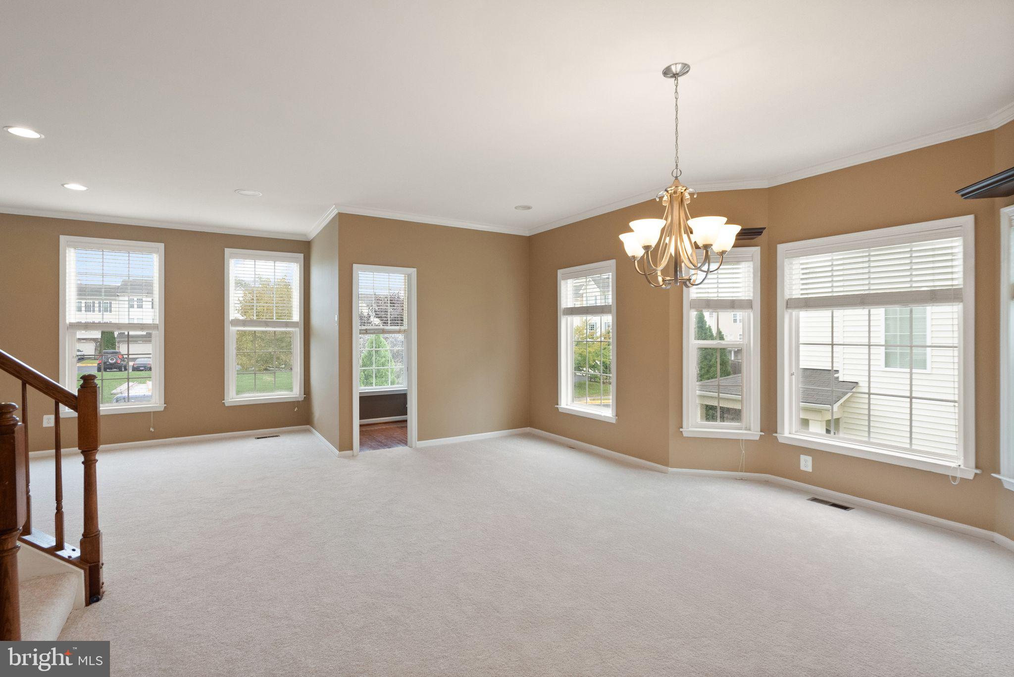 42463 Patrick Wayne Sq