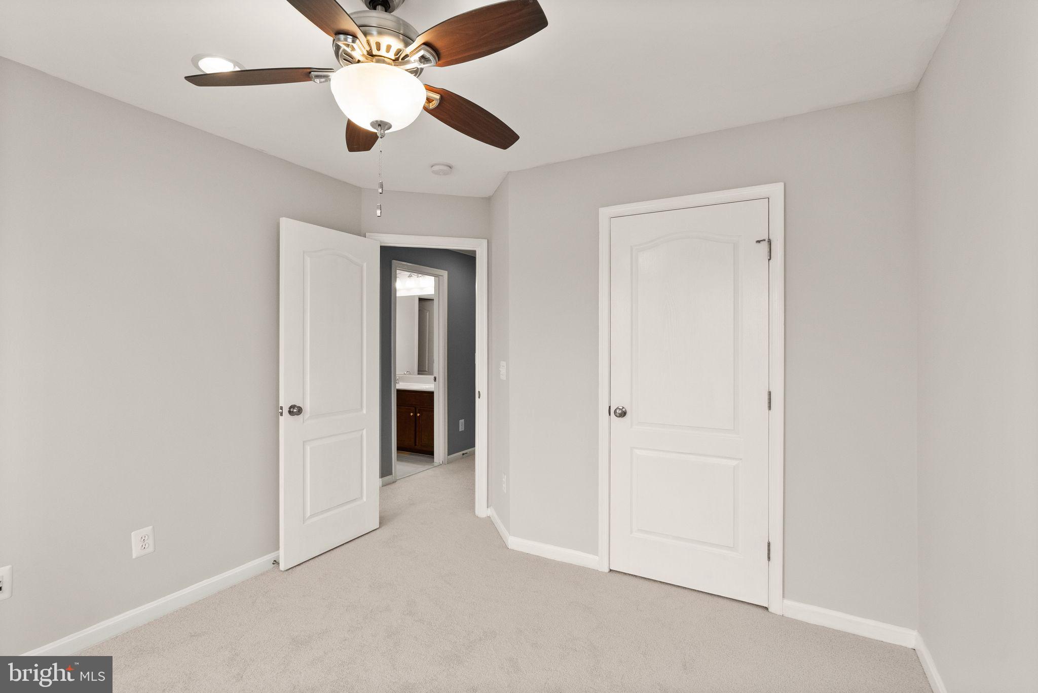 42463 Patrick Wayne Sq