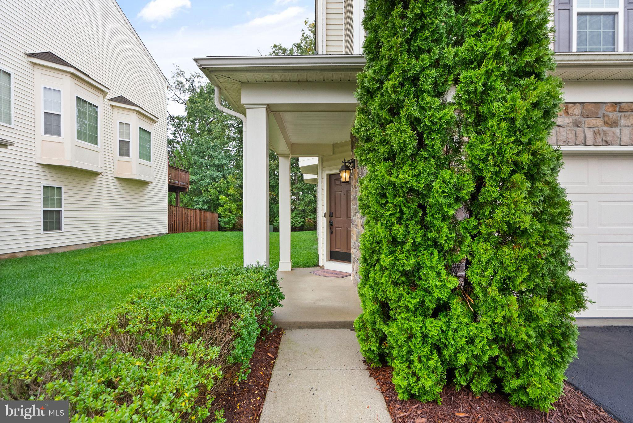 42463 Patrick Wayne Sq