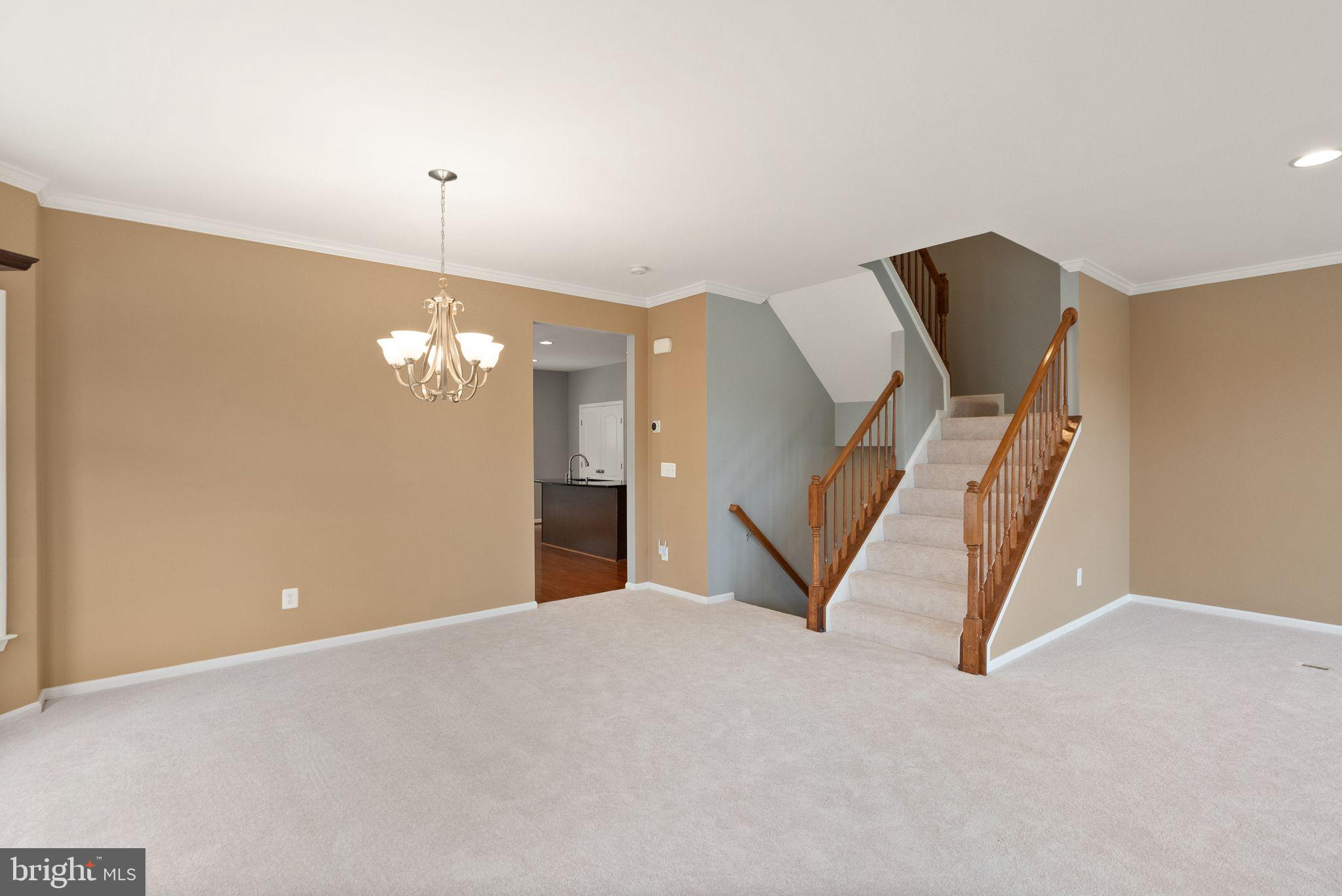 42463 Patrick Wayne Sq
