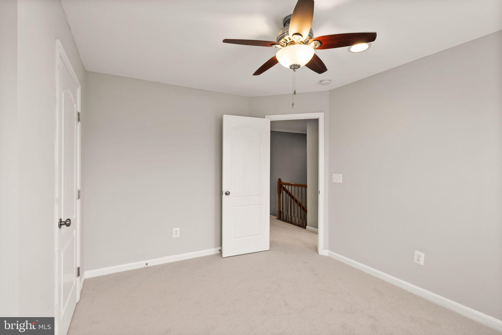 42463 Patrick Wayne Sq