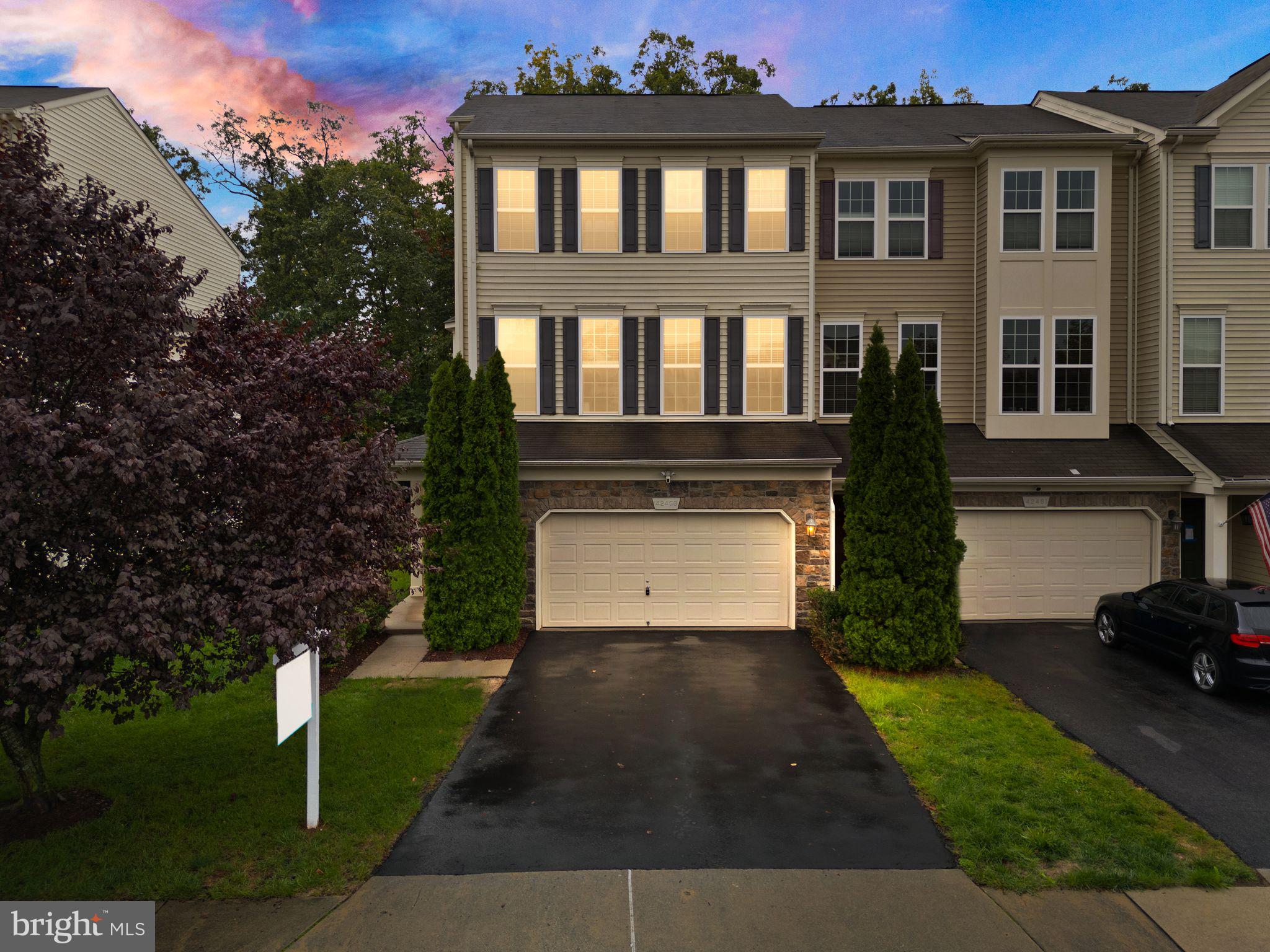 42463 Patrick Wayne Sq