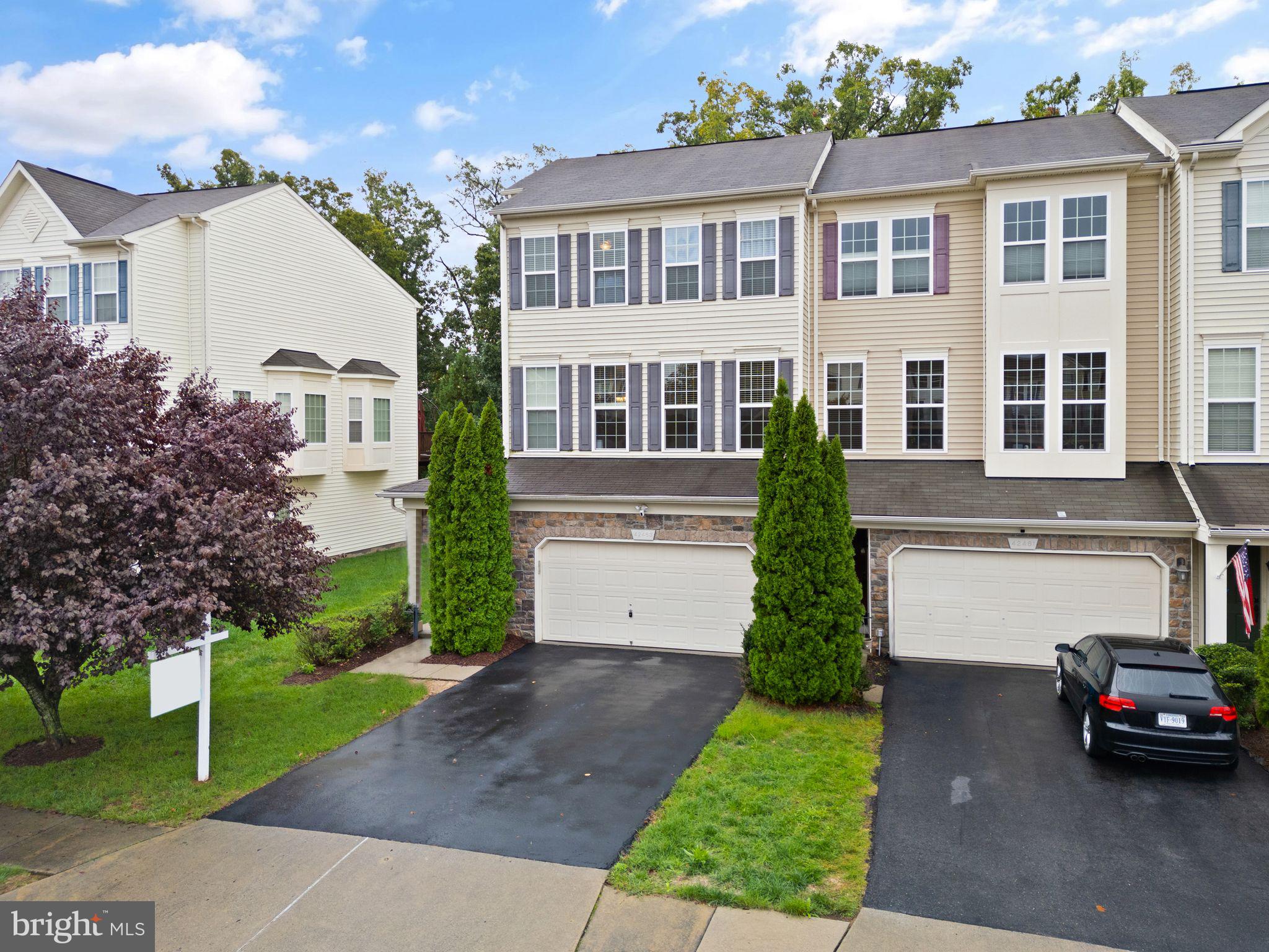 42463 Patrick Wayne Sq