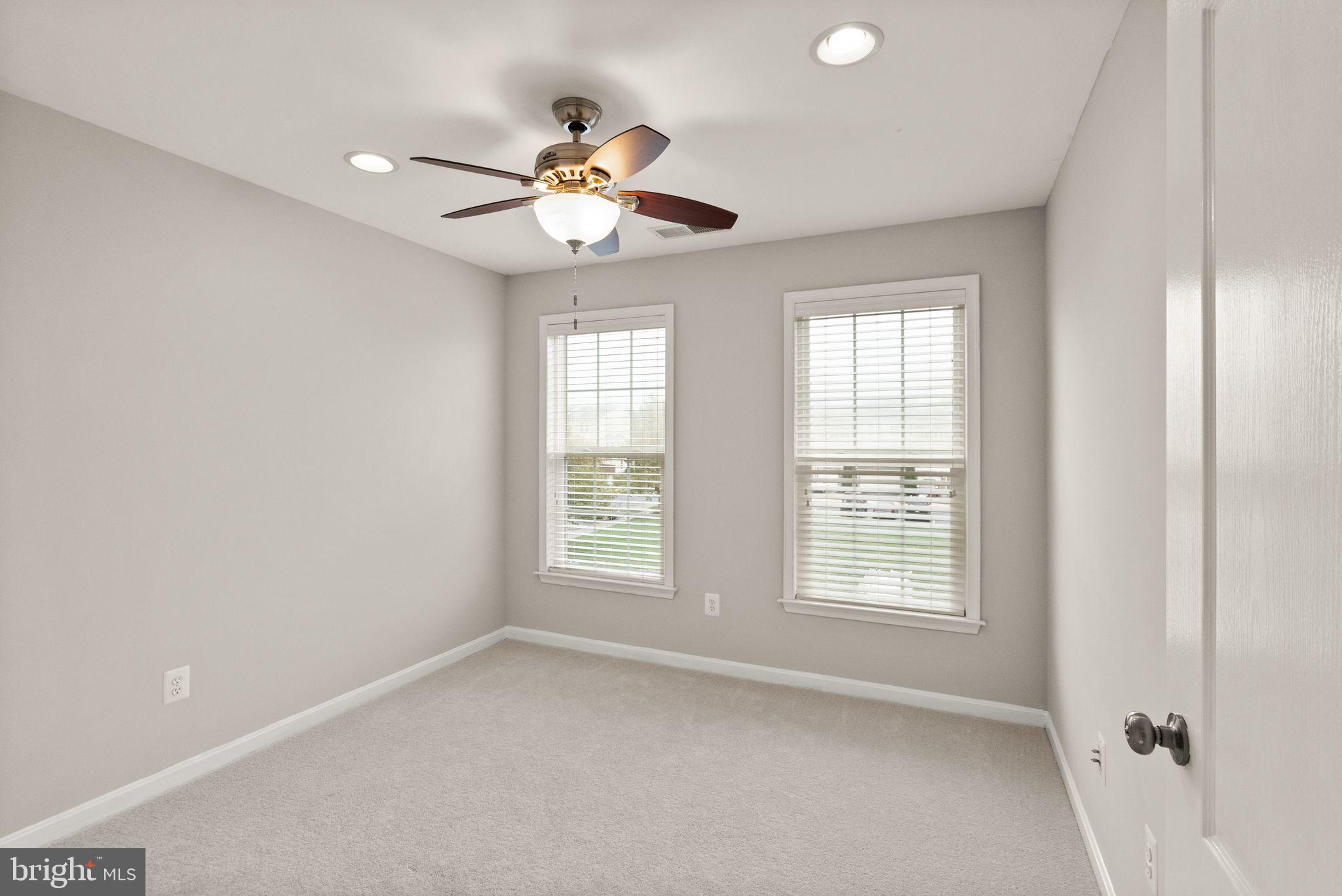 42463 Patrick Wayne Sq