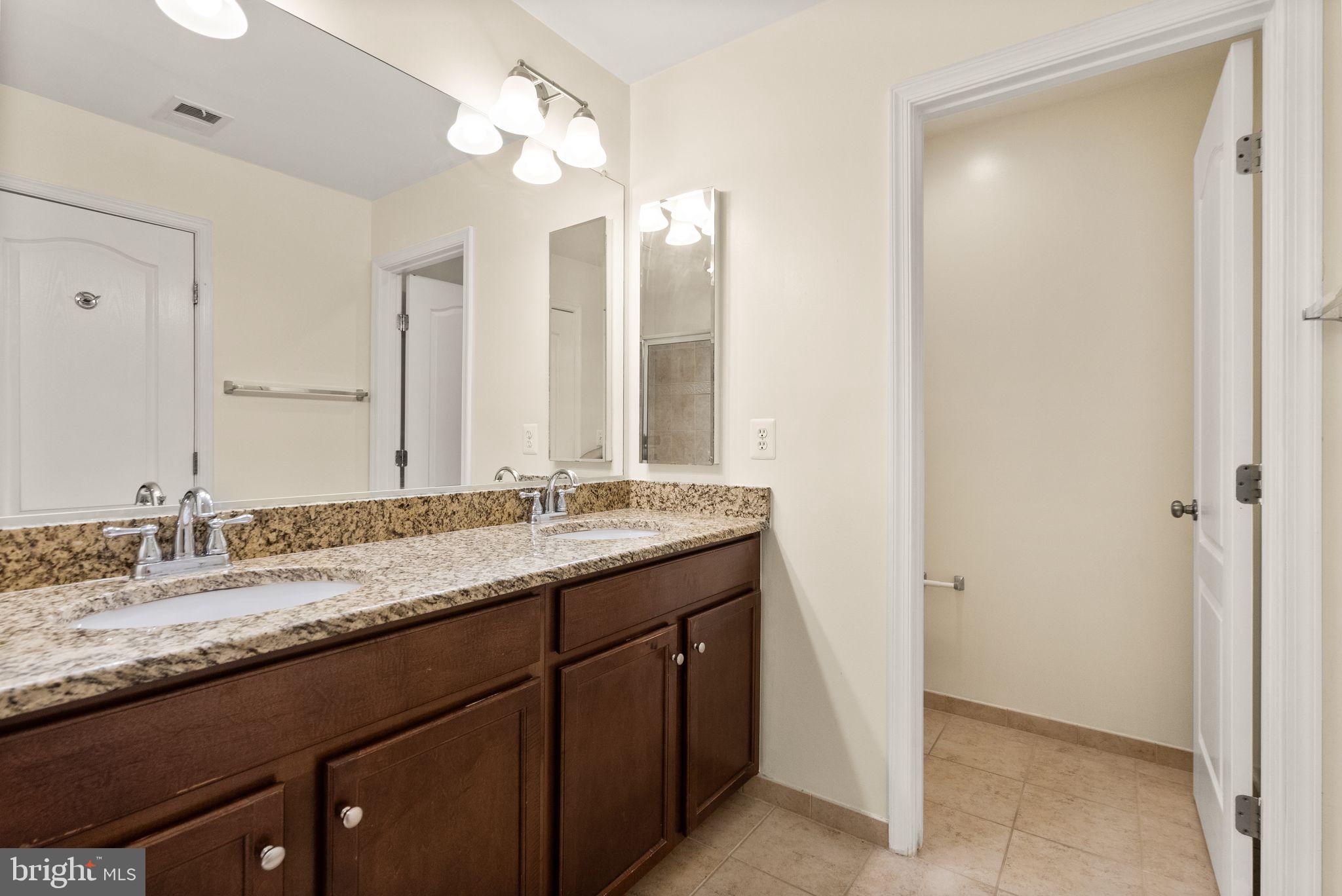 42463 Patrick Wayne Sq