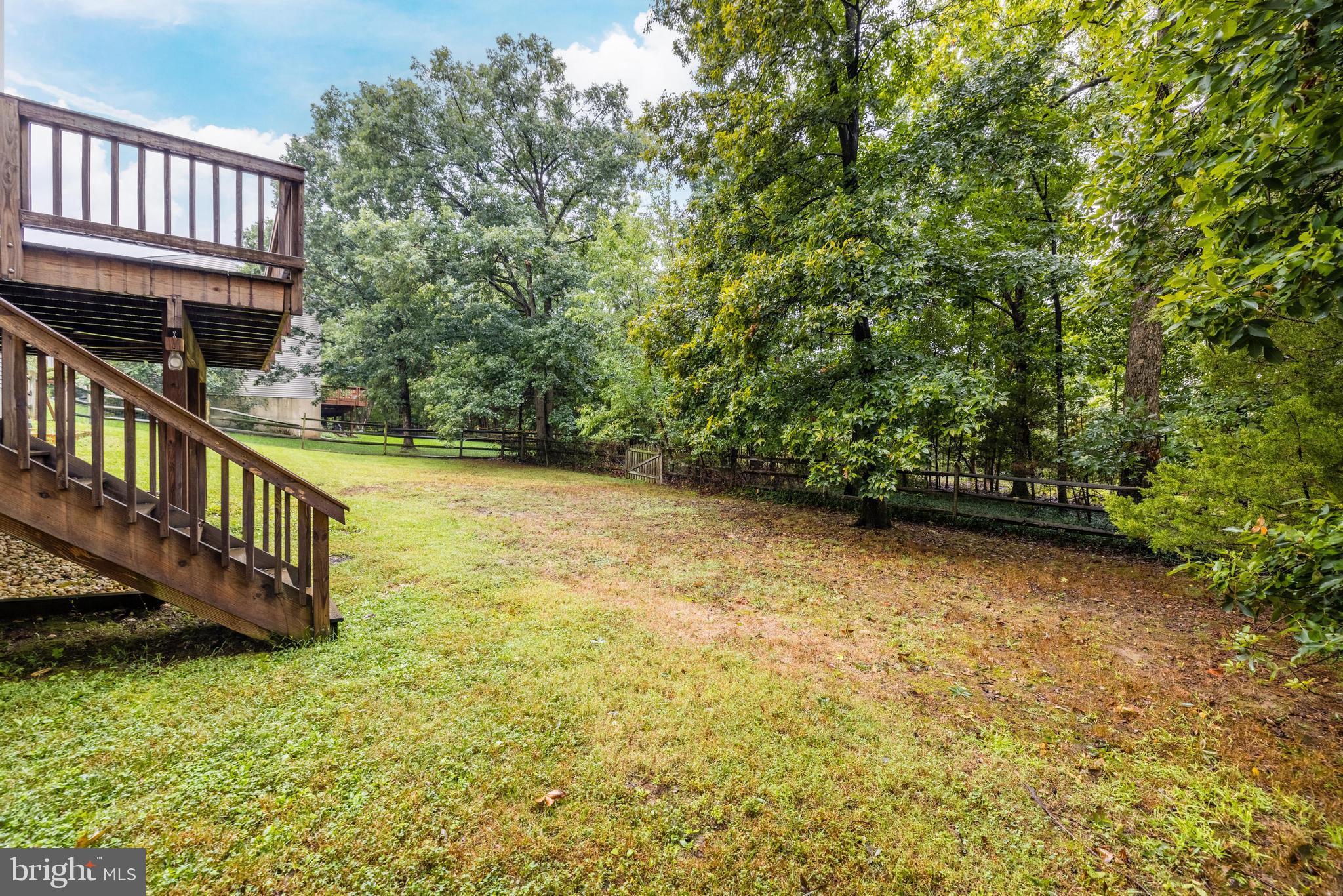 109 SILVERLEAF CT