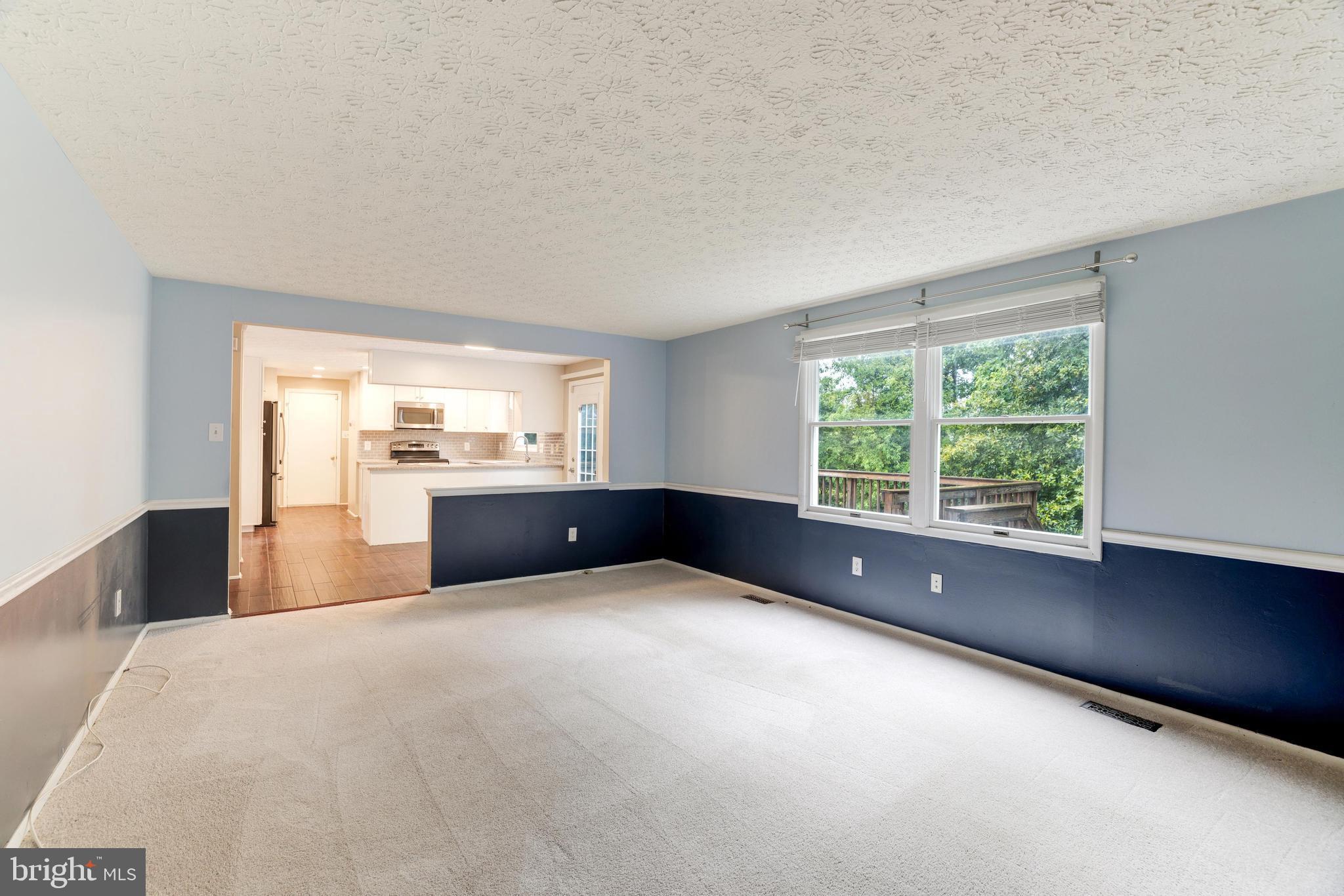 109 SILVERLEAF CT