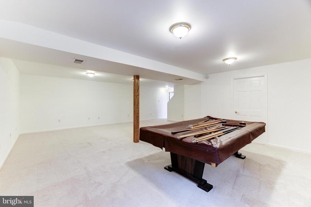 109 SILVERLEAF CT