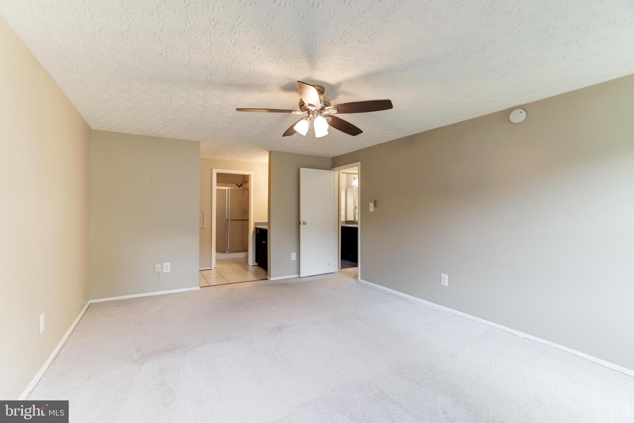 109 SILVERLEAF CT