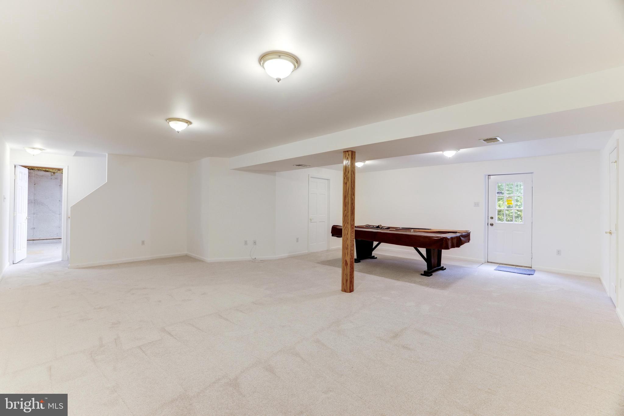 109 SILVERLEAF CT