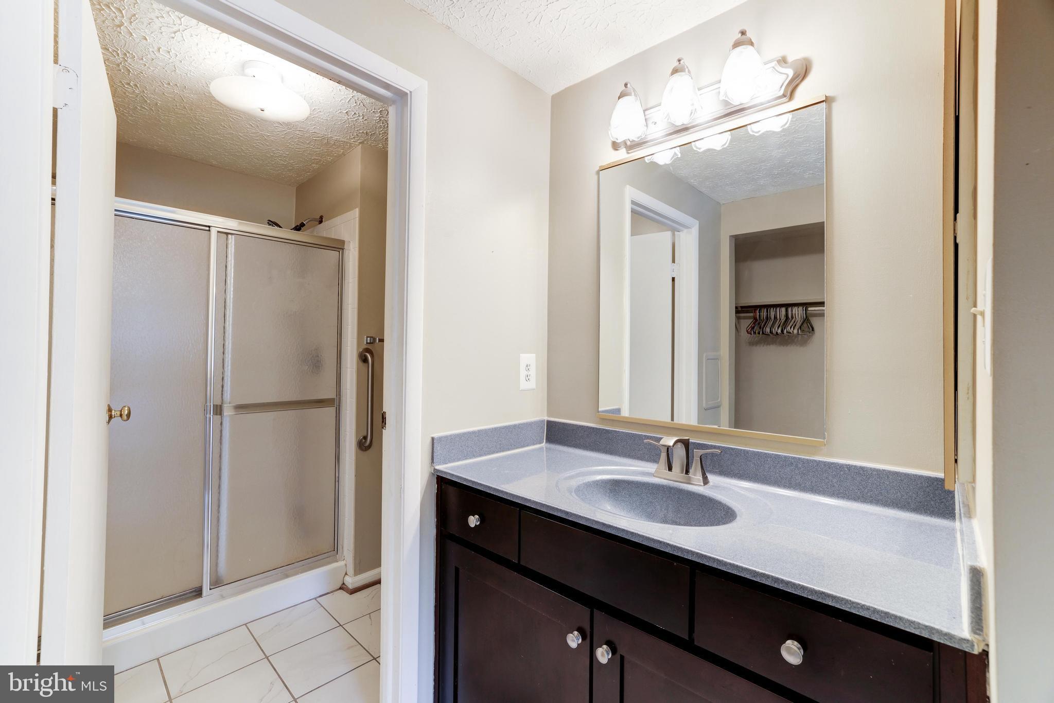 109 SILVERLEAF CT
