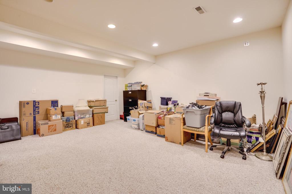 21552 Glebe View