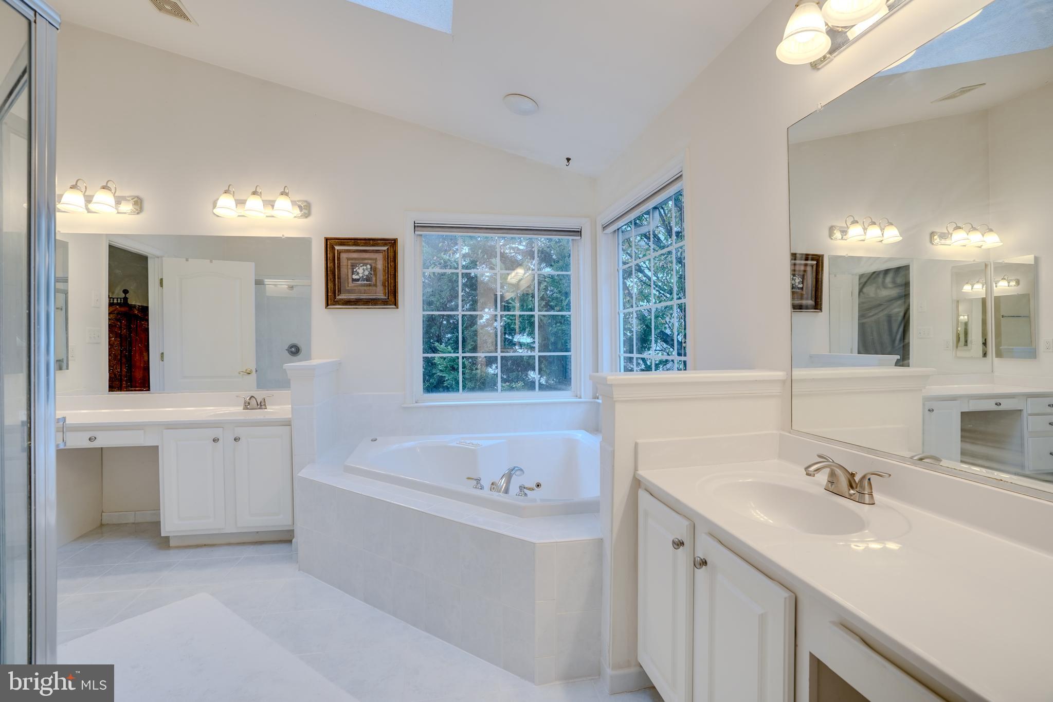 21552 Glebe View