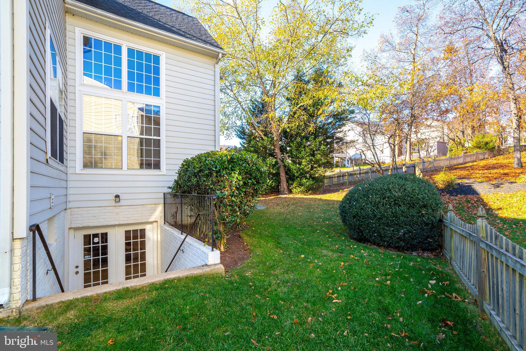 21552 Glebe View