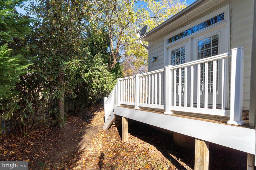 21552 Glebe View