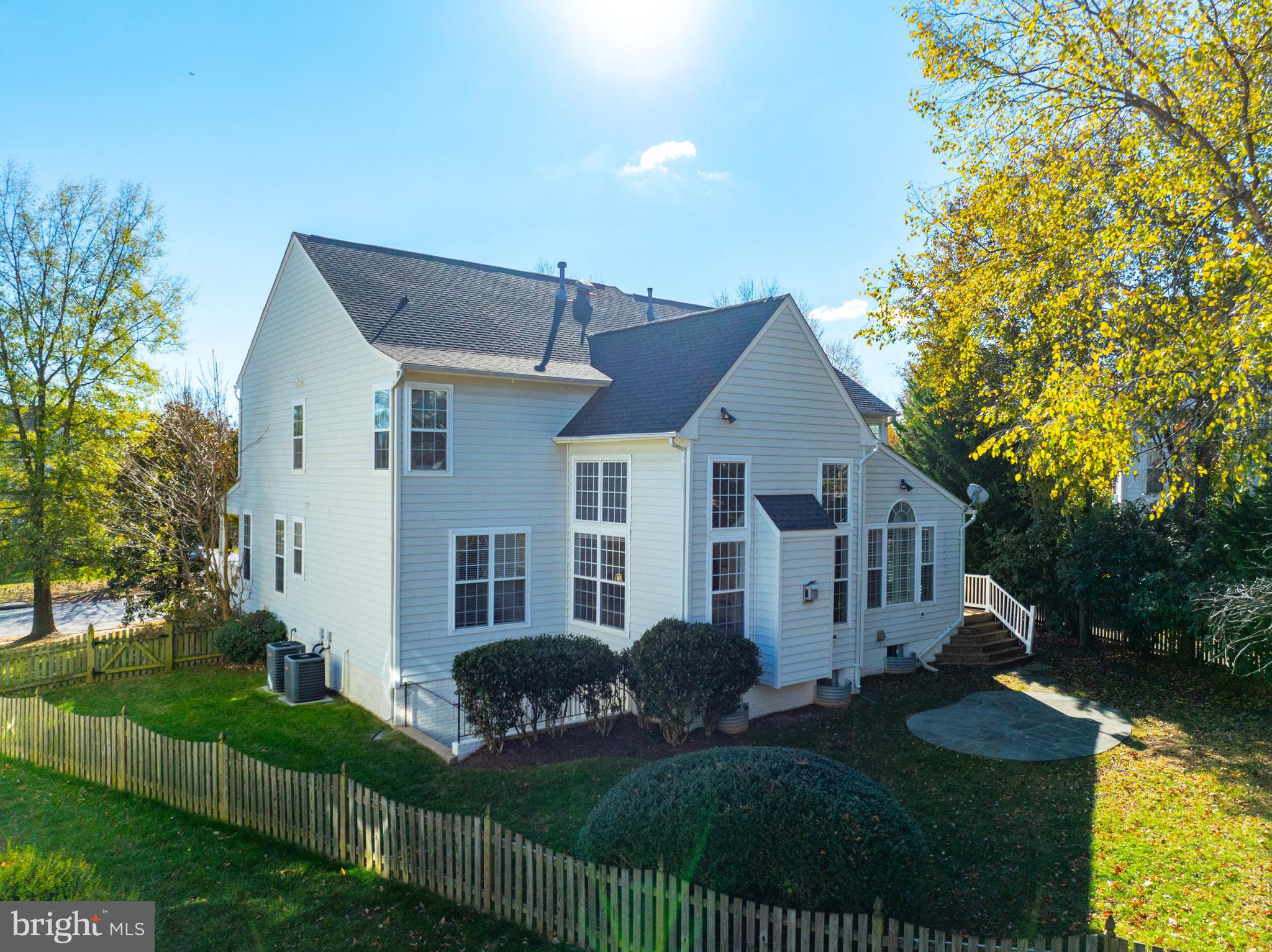 21552 Glebe View