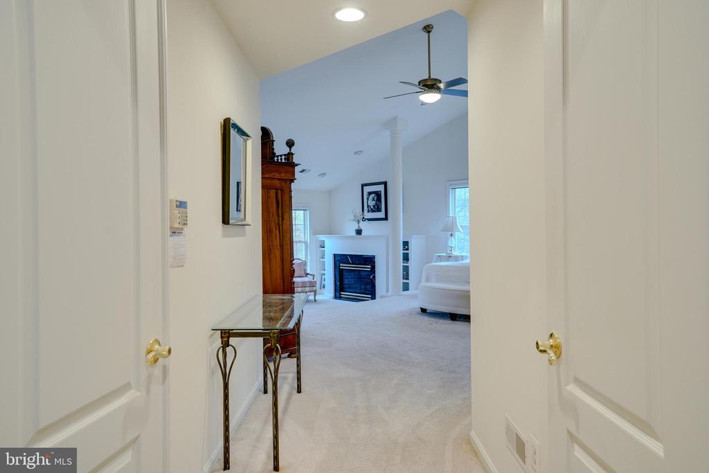 21552 Glebe View