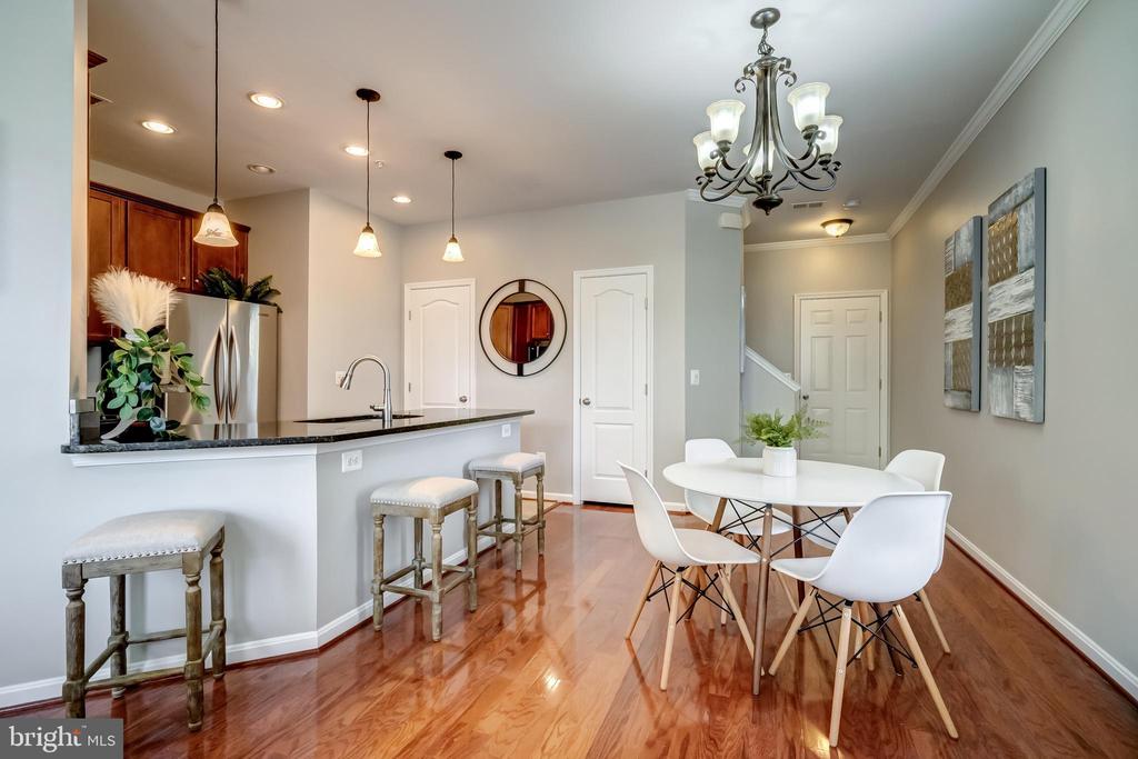 19470 Promenade Dr