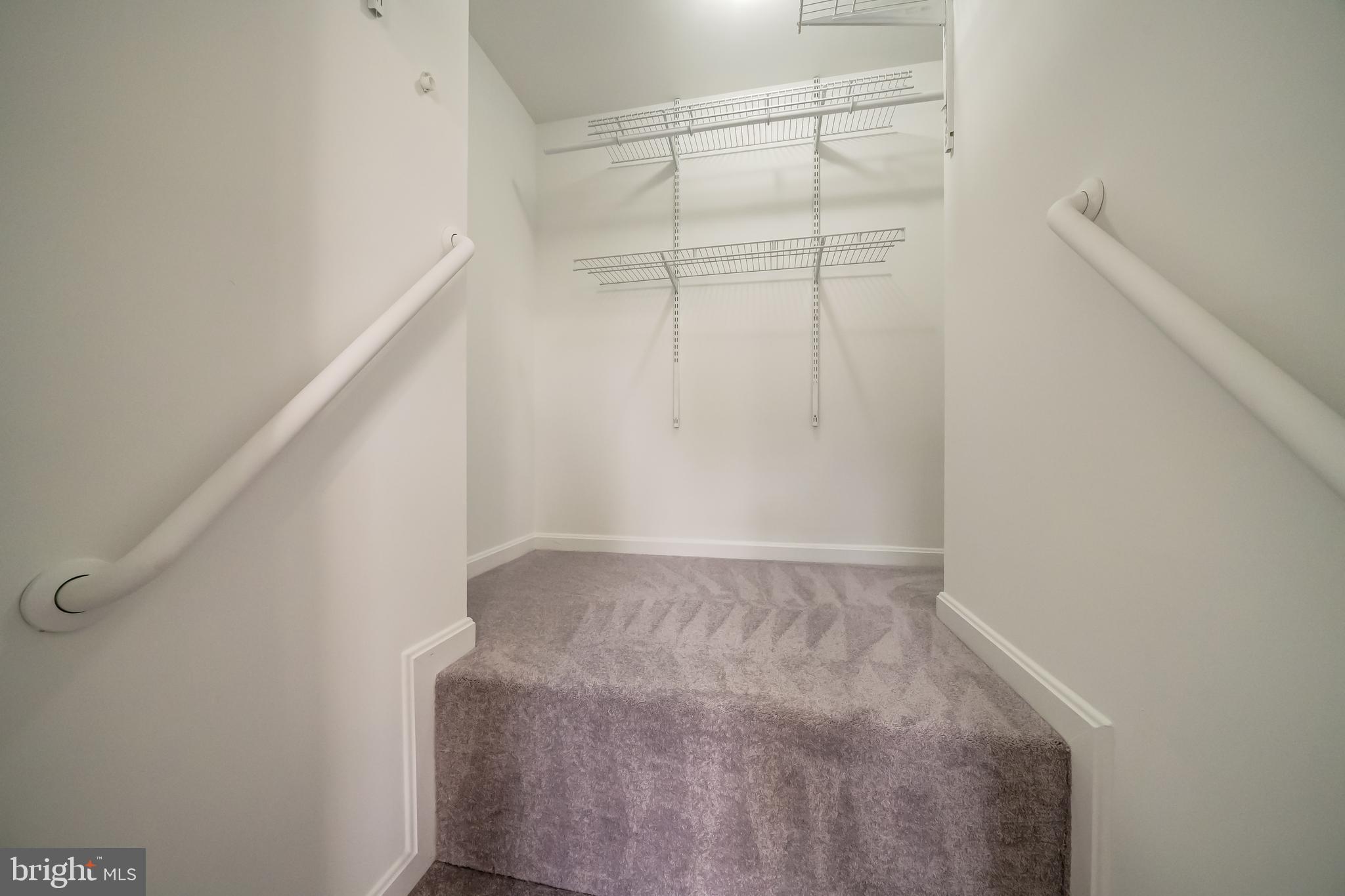 19470 Promenade Dr