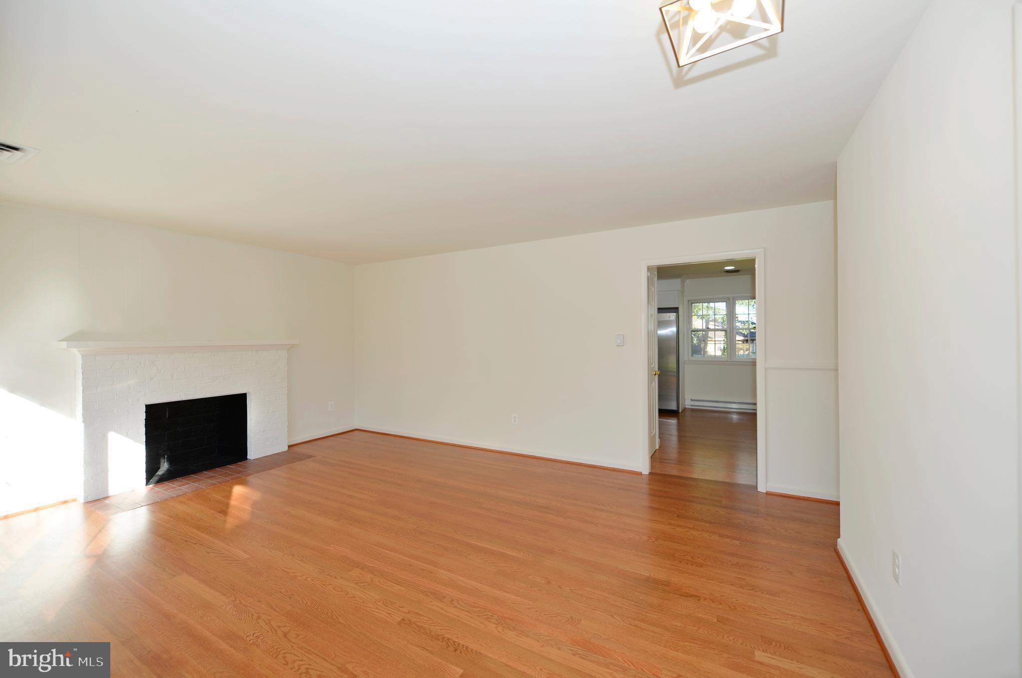 135 Prospect Dr SW