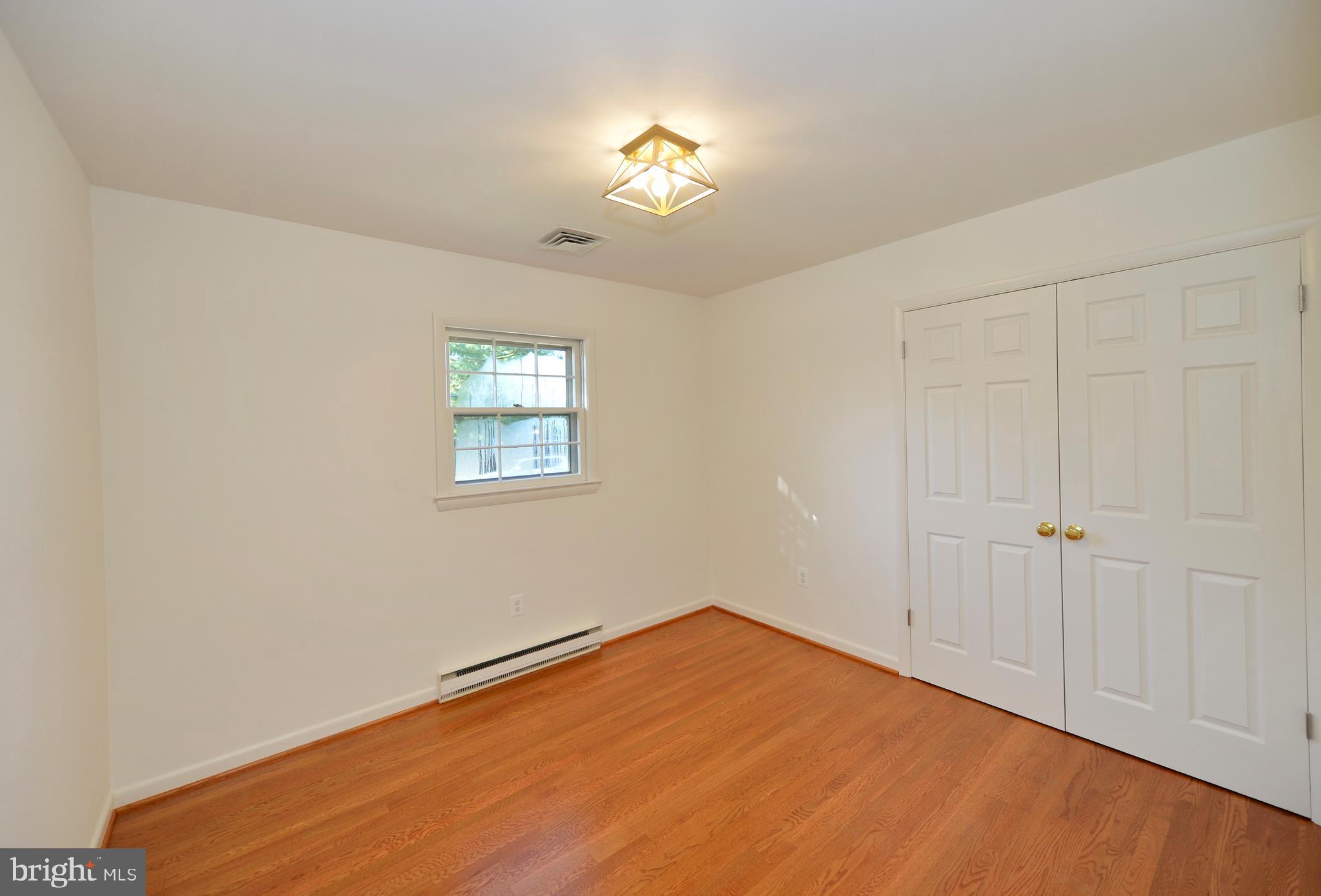 135 Prospect Dr SW