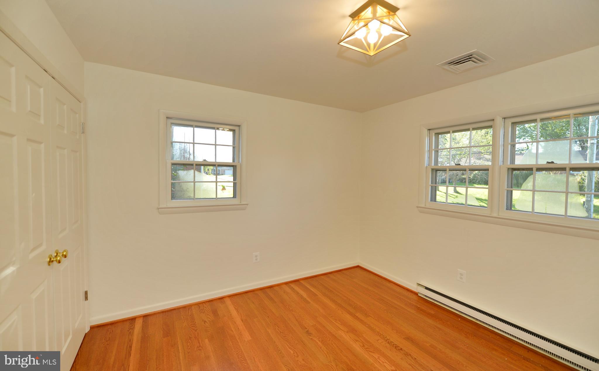 135 Prospect Dr SW